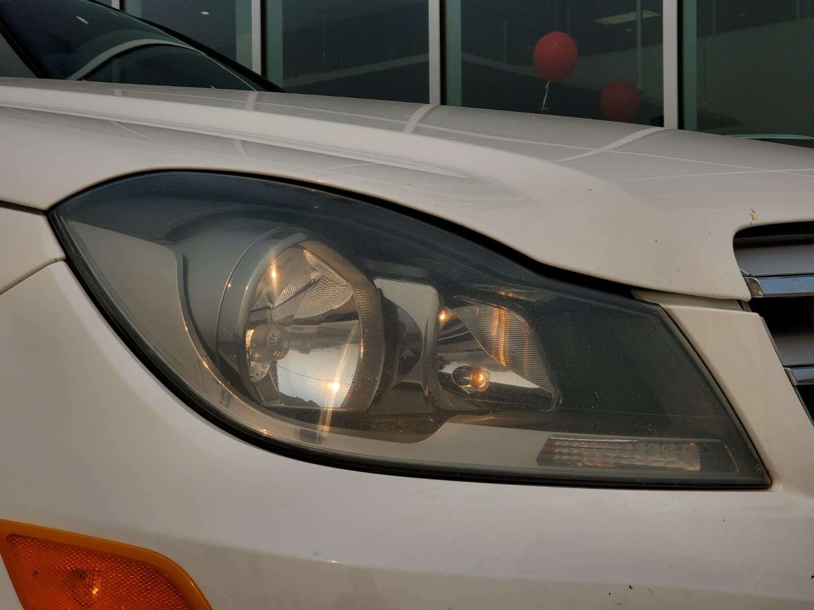2013 Mercedes-Benz C-Class C 300. 4MATIC, LEATHER, SUNROOF, HEATED SEATS — снимка 1