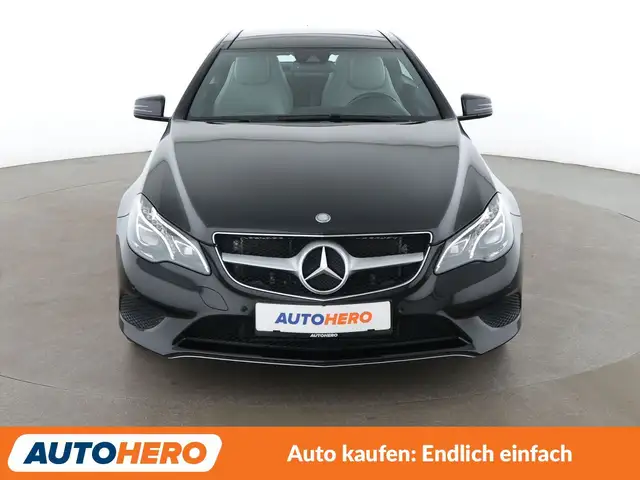 Mercedes-Benz E view 9