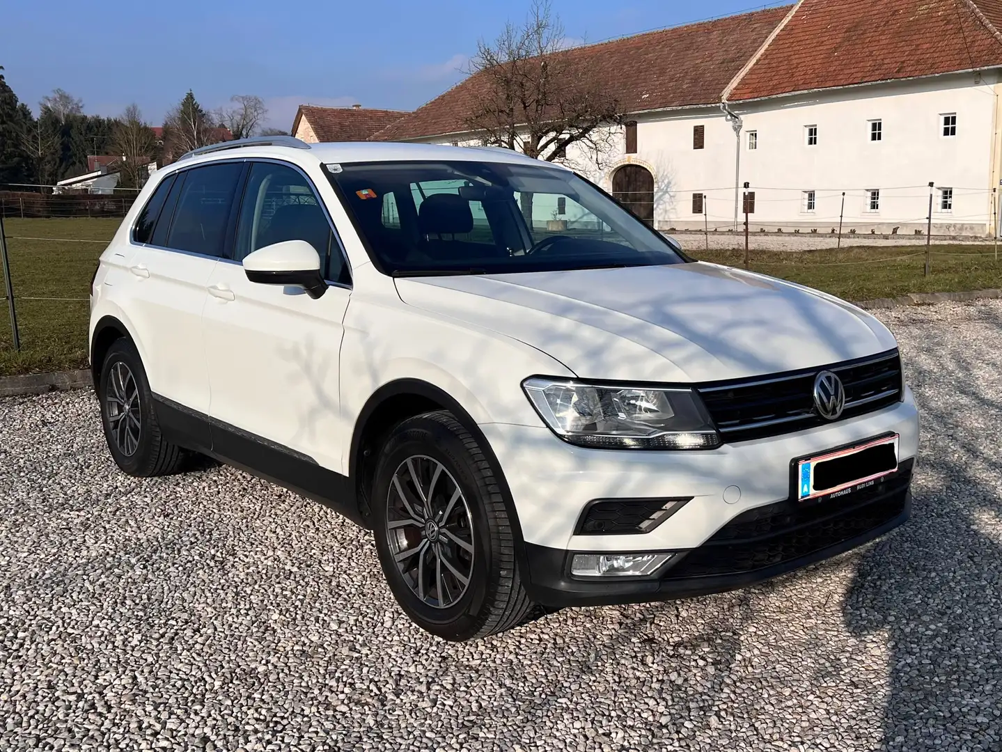 Volkswagen Tiguan 2,0 TDI - Pickerl Neu Weiß - 2