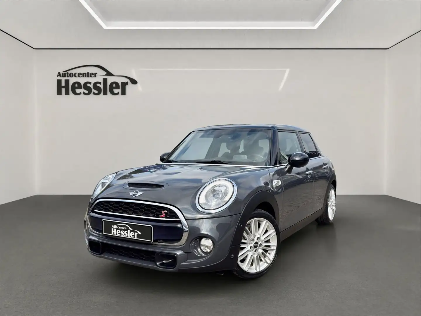 MINI Cooper SD *Pano*Head Up*LED**Automatik**H&K Sound Сірий - 1