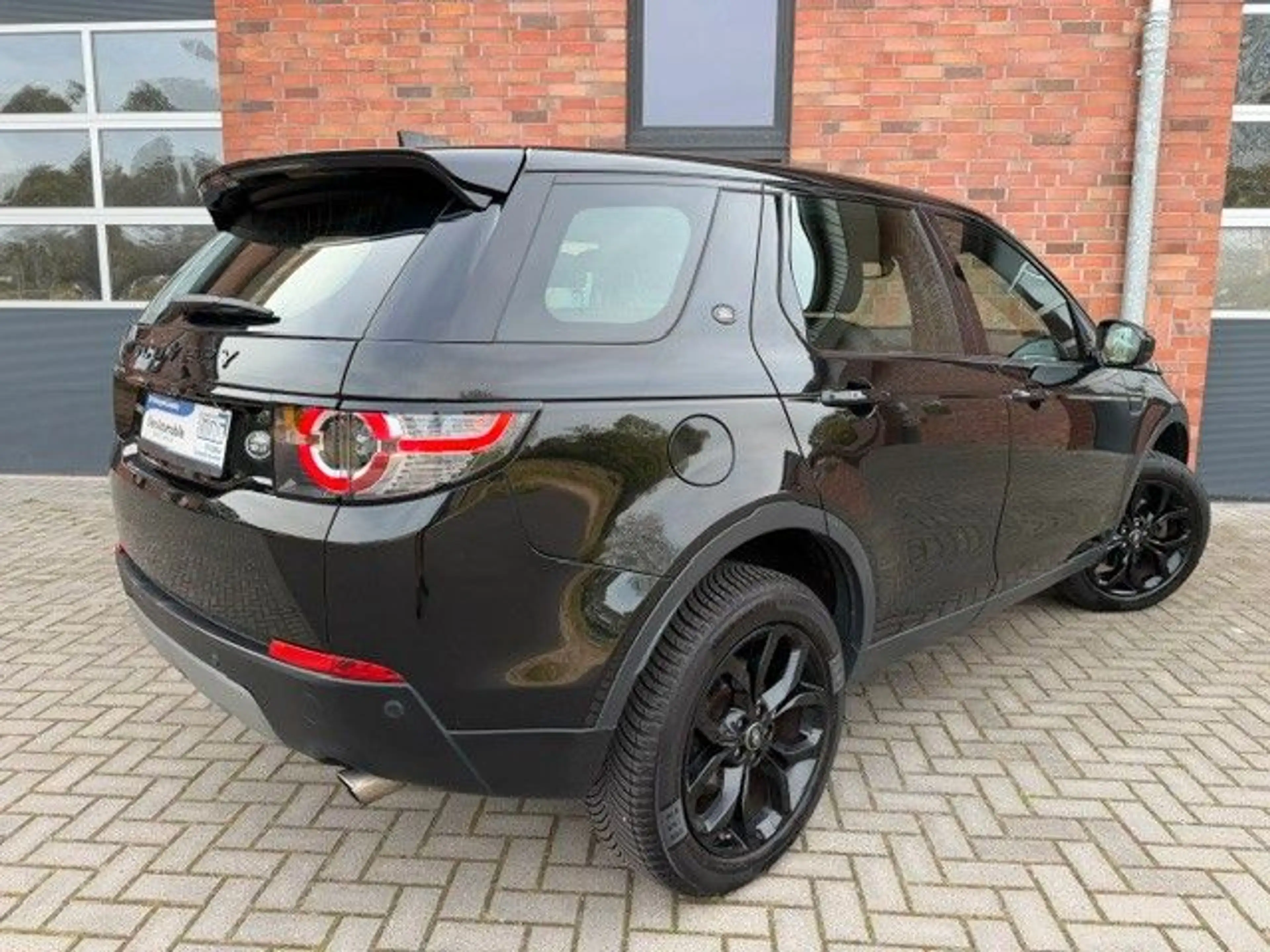 Land Rover Discovery Sport DISCOVERY SPORT 2.0TD4 AWD AUTOM,LEDER,PANORAMA — photo 7