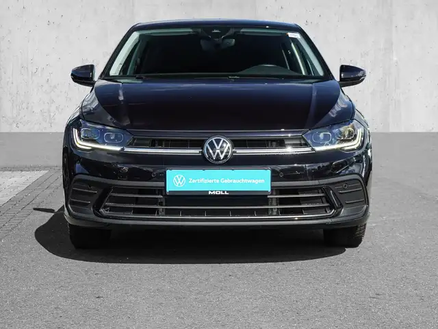 Volkswagen Polo view 3