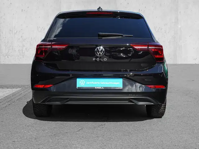 Volkswagen Polo view 6