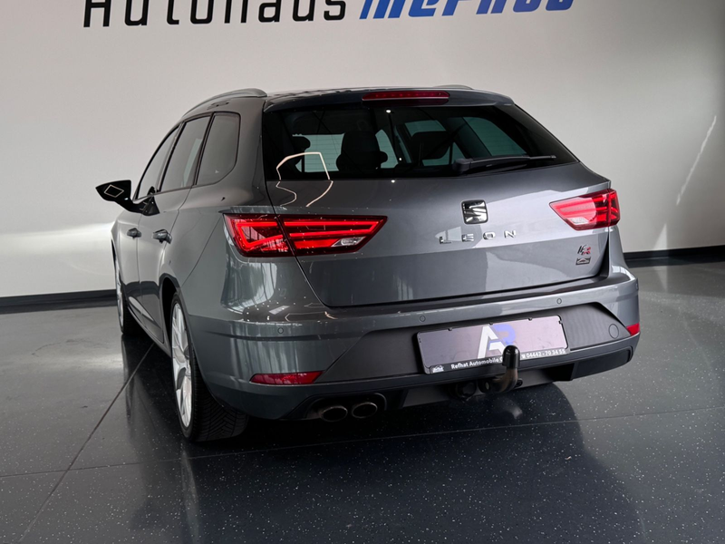 SEAT Leon ST FR*AHK*PDC*SHZ*LED*NAVI*KLIMA* — photo 10