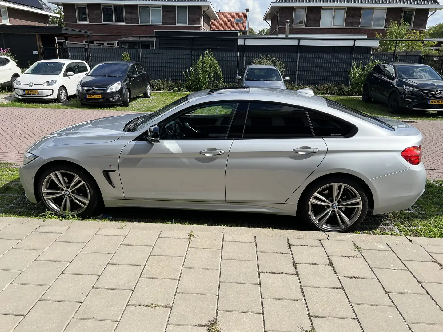 BMW 420 BMW 420xd Gran Coupe Xdrive AUT Grijs - 2