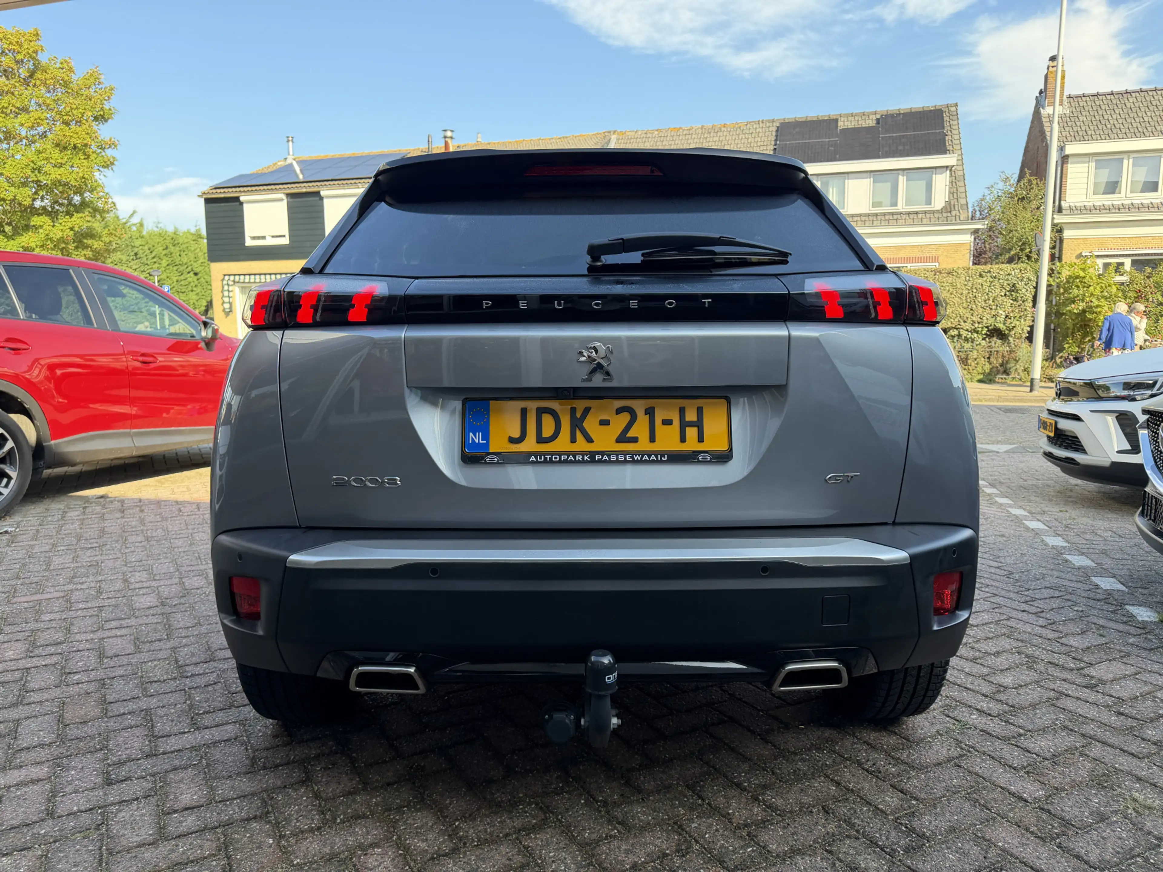 Peugeot 2008 1.2 PureTech GT-Line Automaat Panoramadak/ECC/Navi — photo 4
