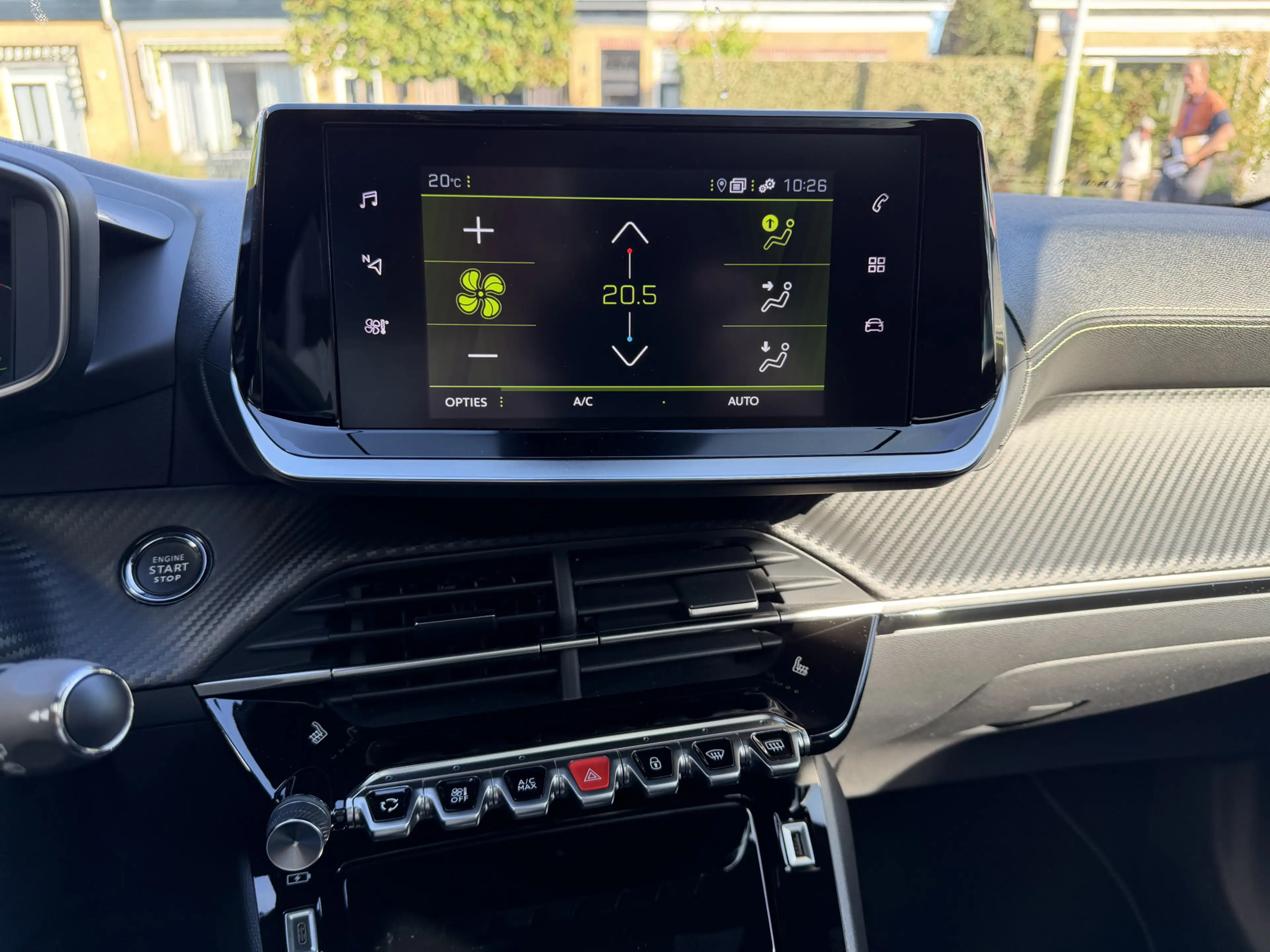 Peugeot 2008 1.2 PureTech GT-Line Automaat Panoramadak/ECC/Navi — photo 16