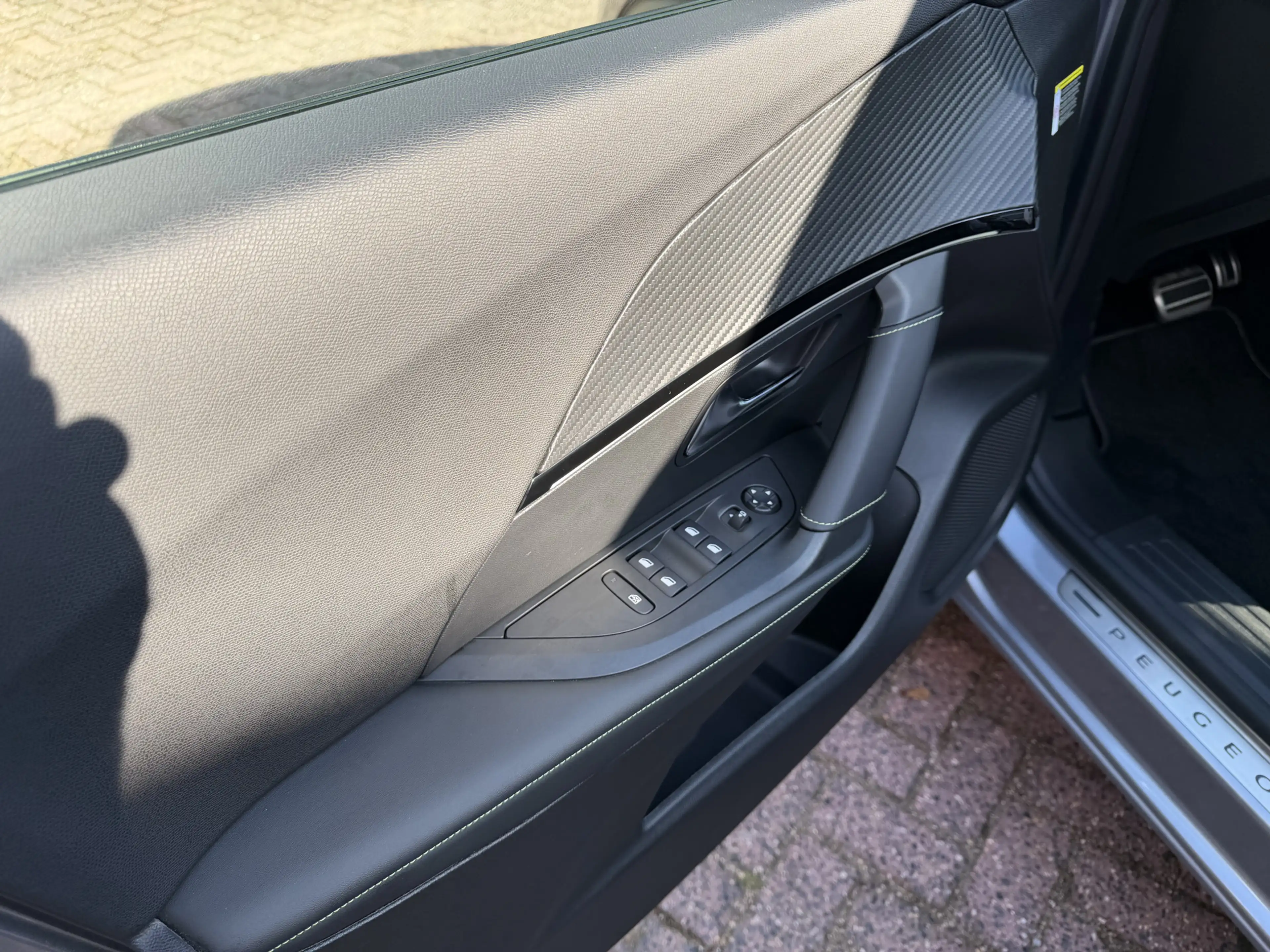 Peugeot 2008 1.2 PureTech GT-Line Automaat Panoramadak/ECC/Navi — photo 12