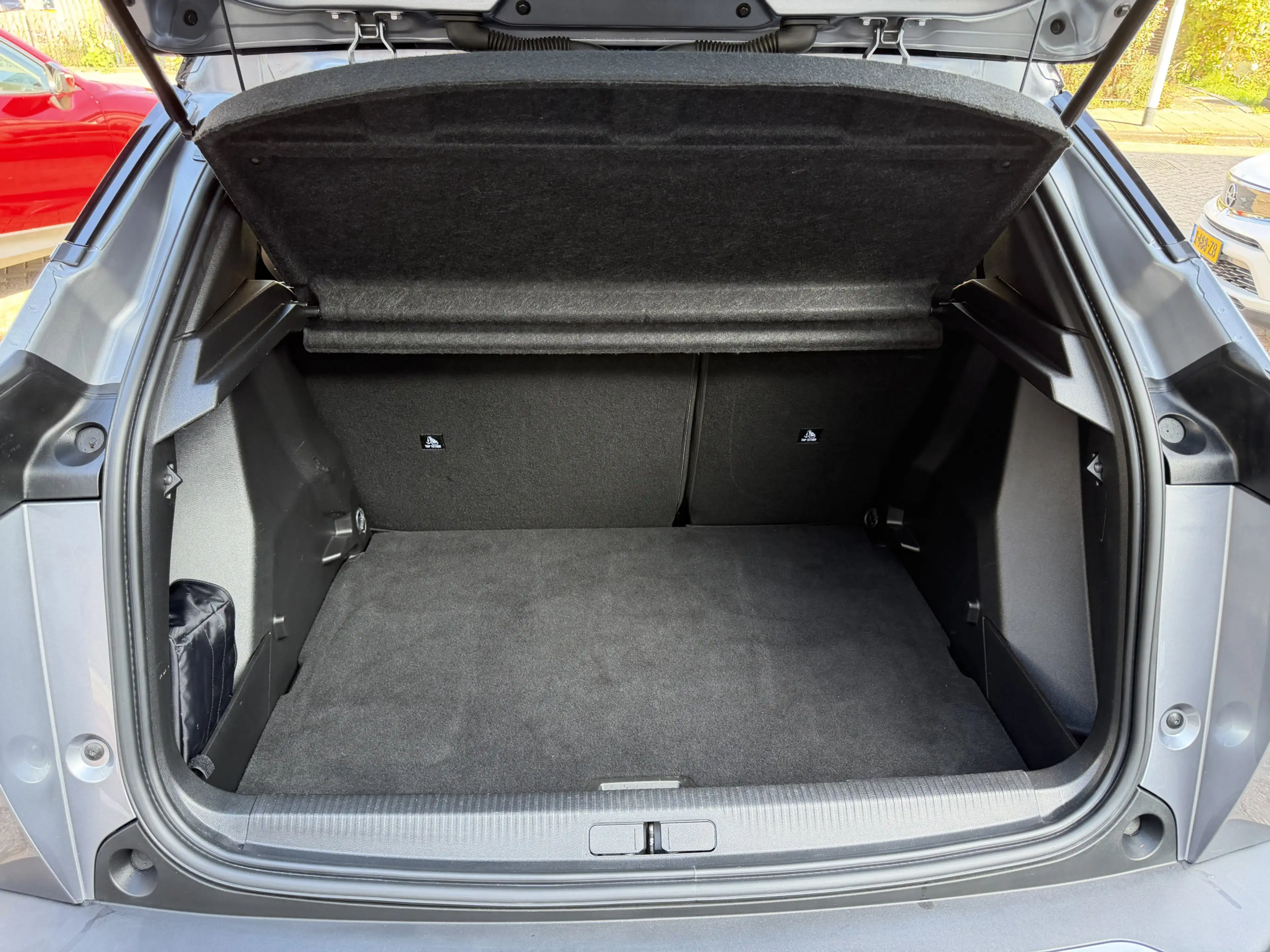 Peugeot 2008 1.2 PureTech GT-Line Automaat Panoramadak/ECC/Navi — photo 30