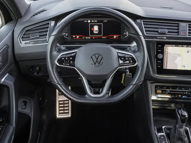 Volkswagen Tiguan view 11