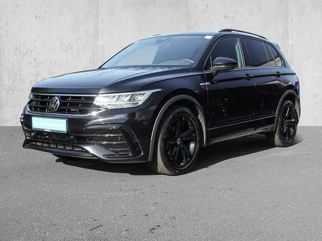Volkswagen Tiguan view 2