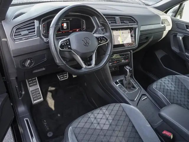 Volkswagen Tiguan view 9