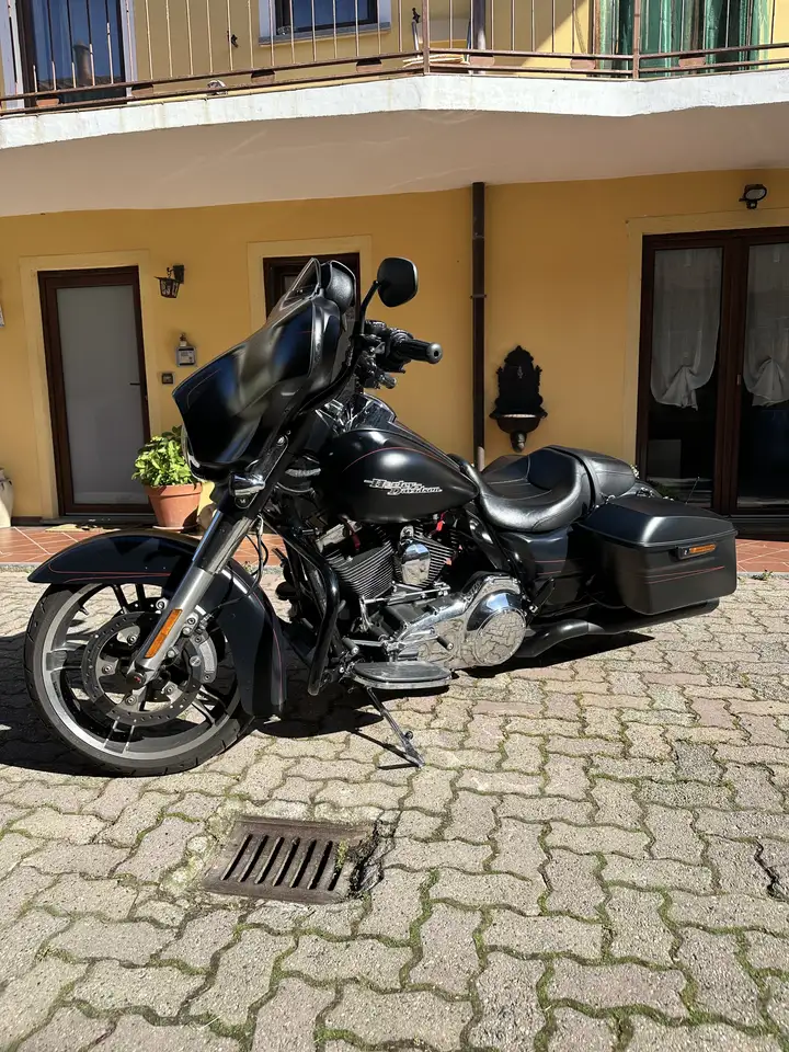 Harley-Davidson Street Glide