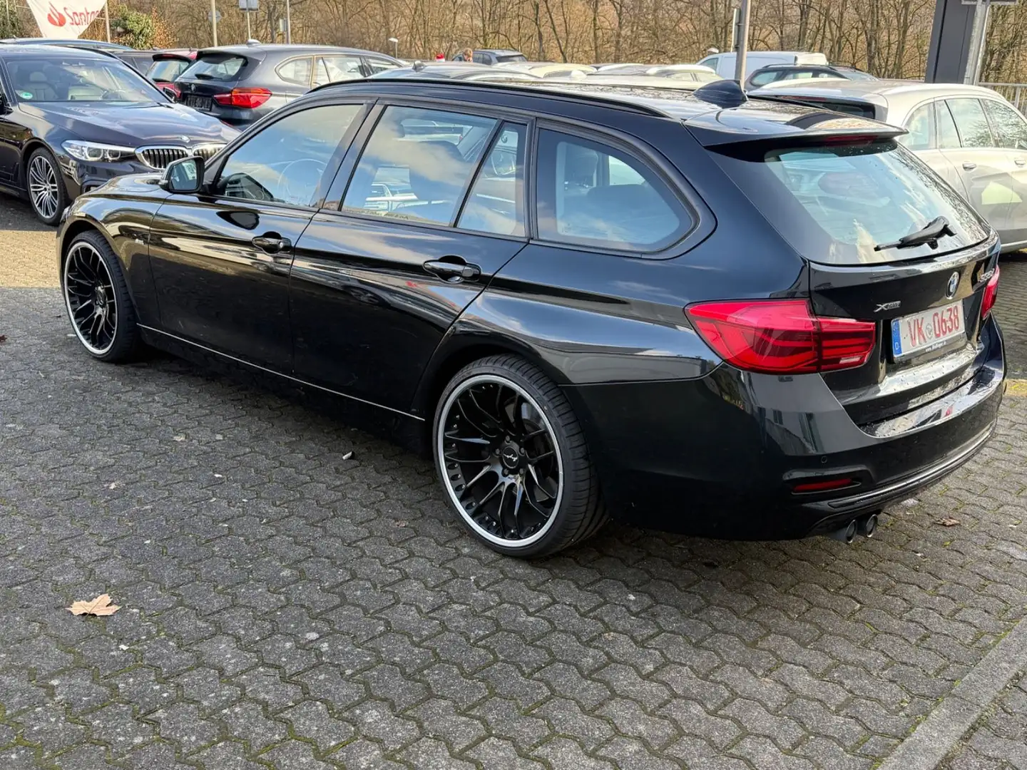 BMW 335 d Touring xDrive Sport Line Breyton Navi AHK Schwarz - 2