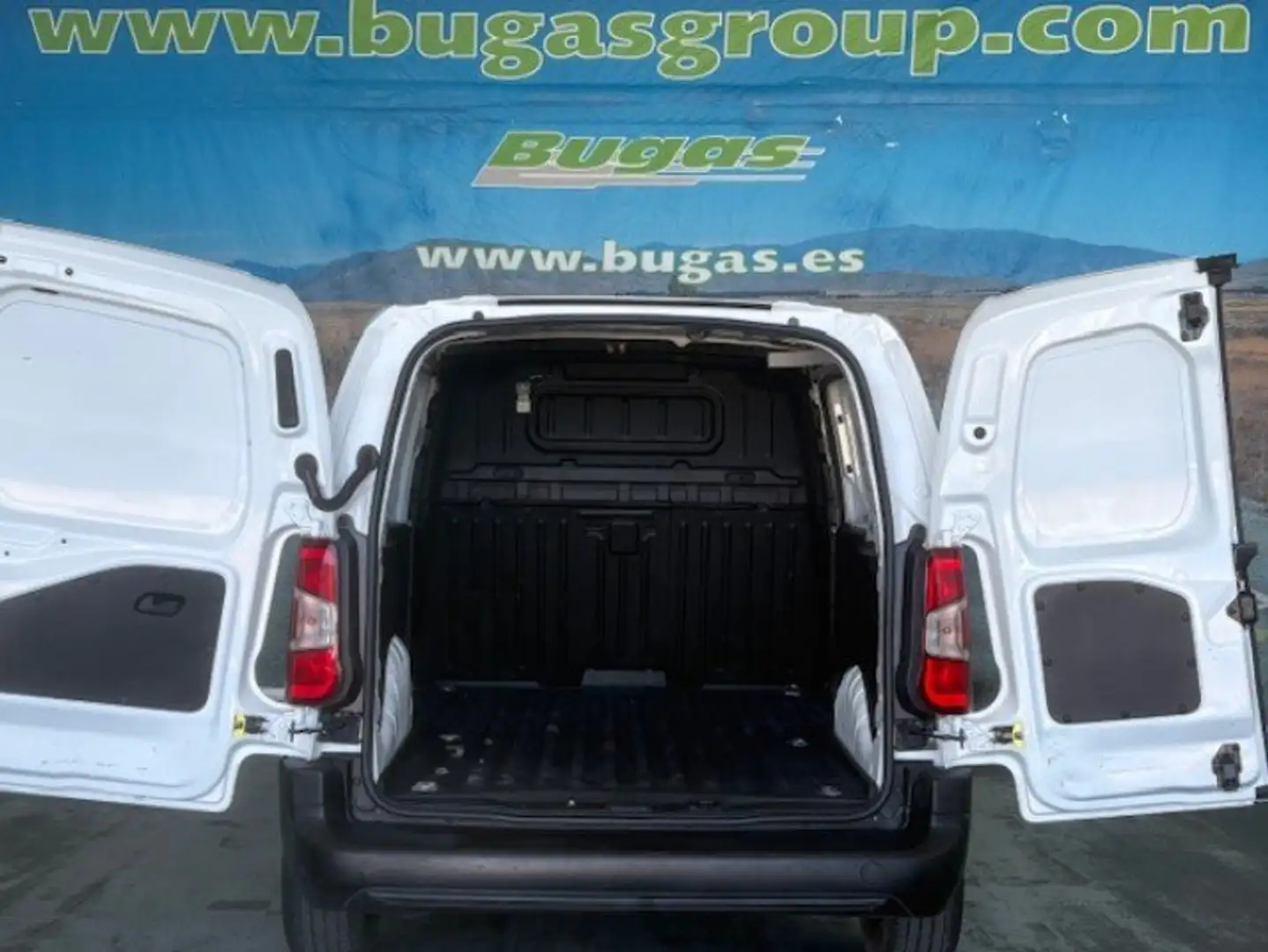 Peugeot Partner PEUGEOT 1.5 BLUEHDI 100 CV PUERTA LATERAL Blanco - 2