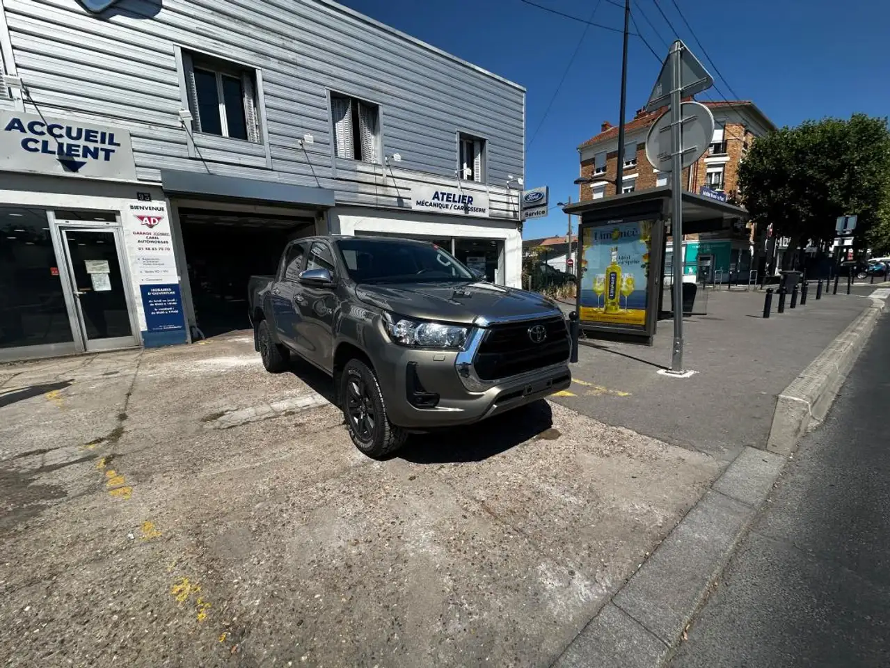 Toyota Hilux