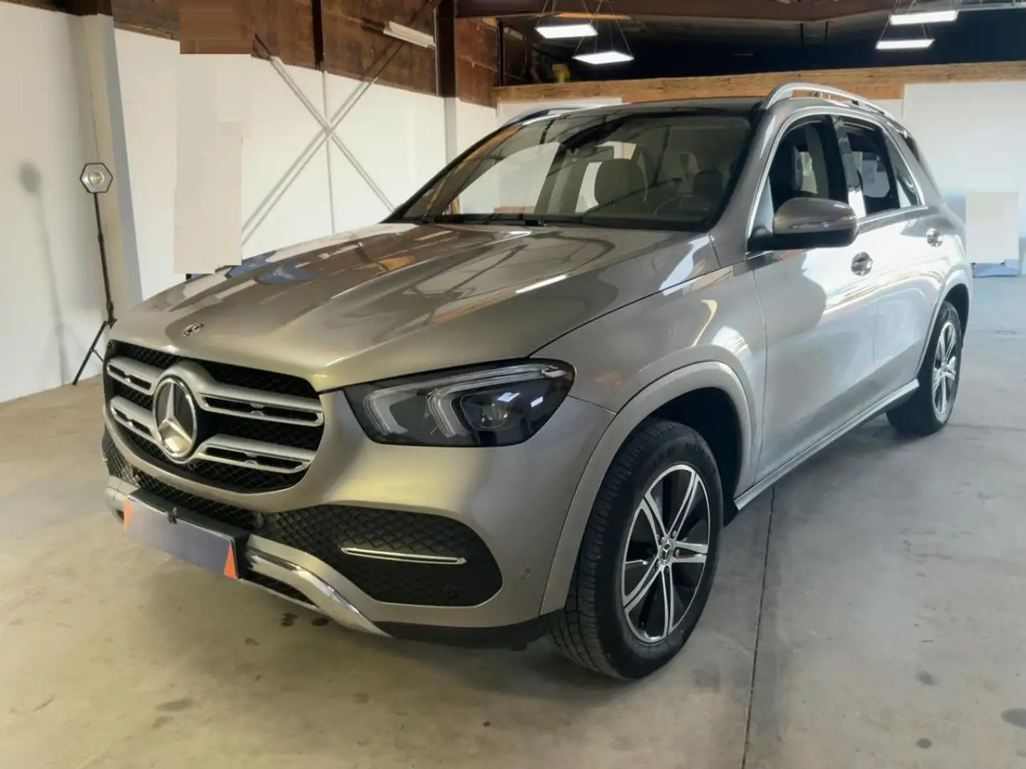 Mercedes-Benz G MERCEDES GLE 300D 4MATIC Šedá - 1