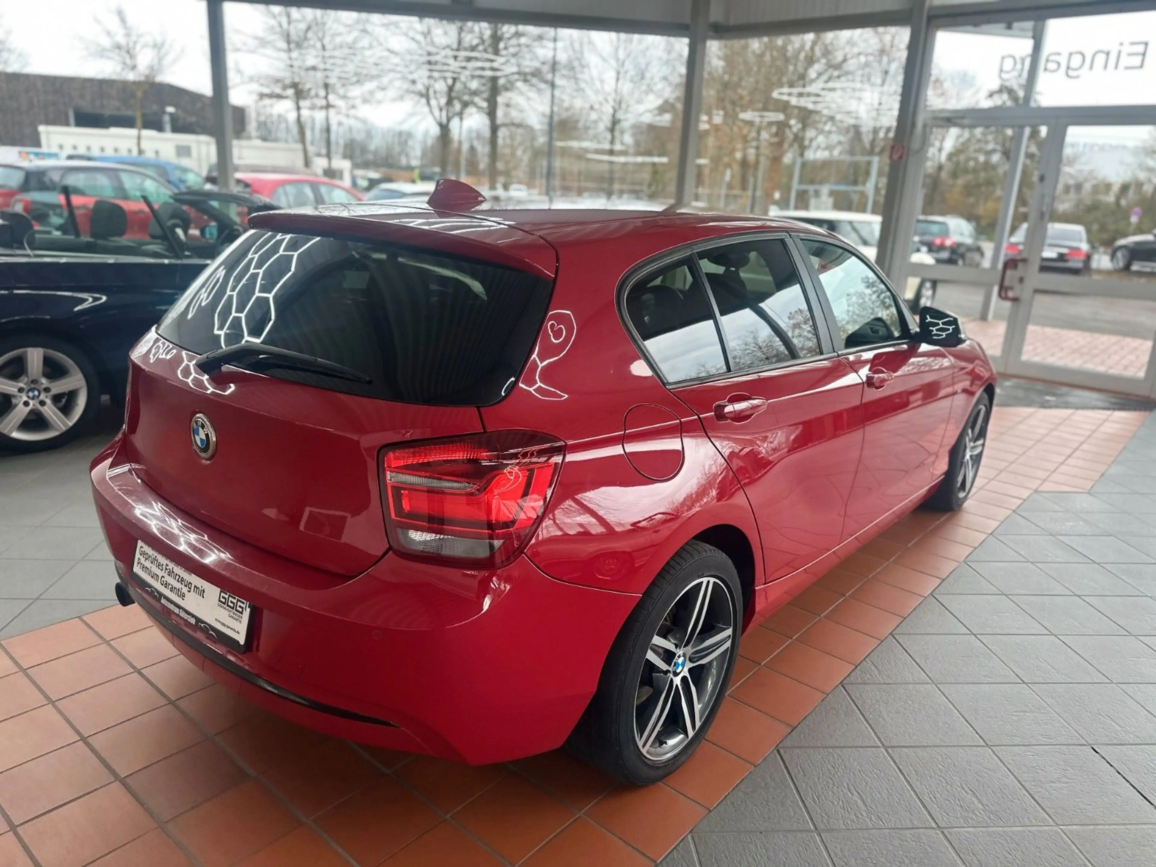 BMW 118 i * STEUERKETTE NEU / 2.Hand / Garantie * — photo 3