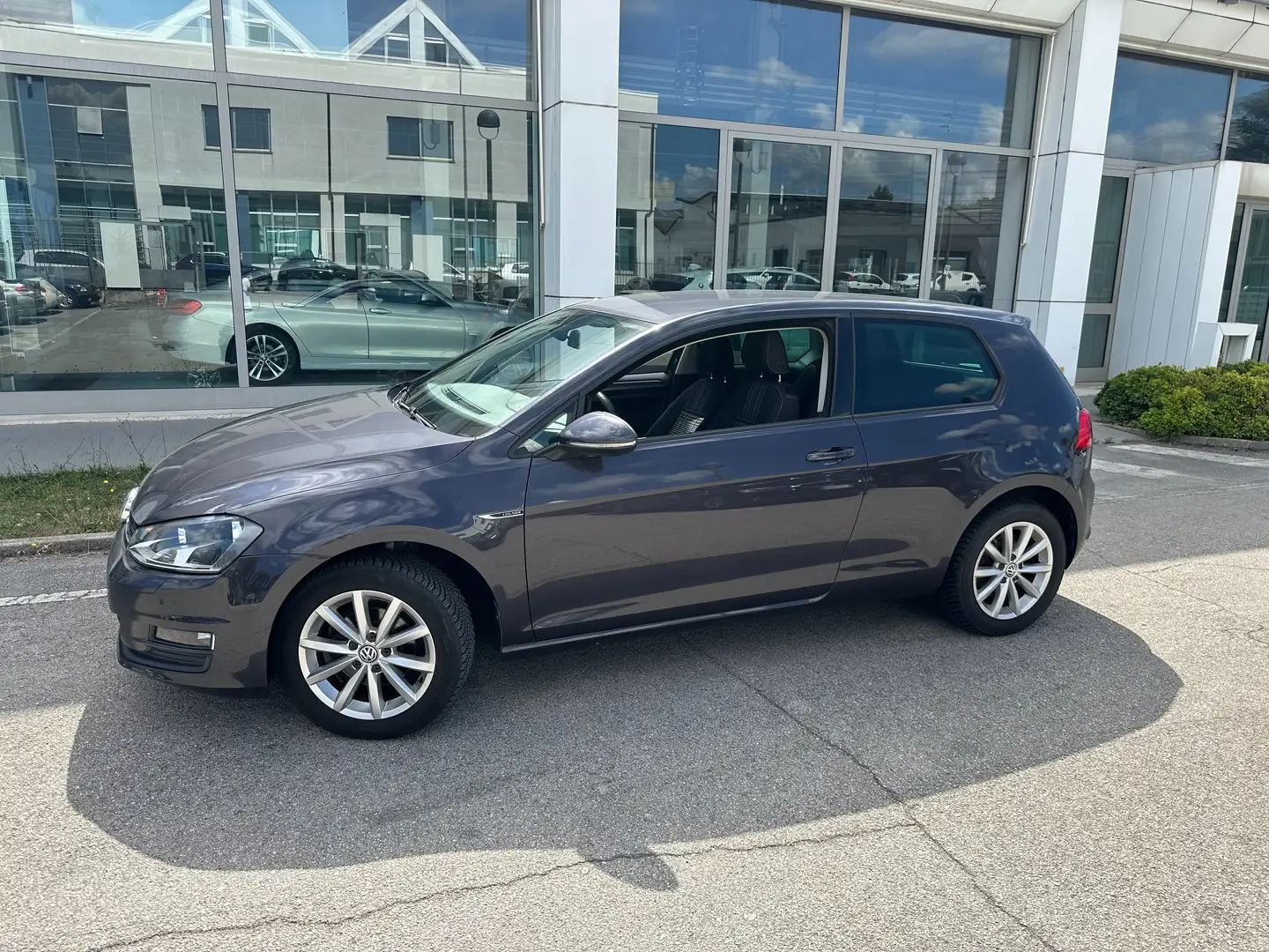 Volkswagen Golf 3p 1.2 tsi 85cv PER NEOPATENTATI Grigio - 2
