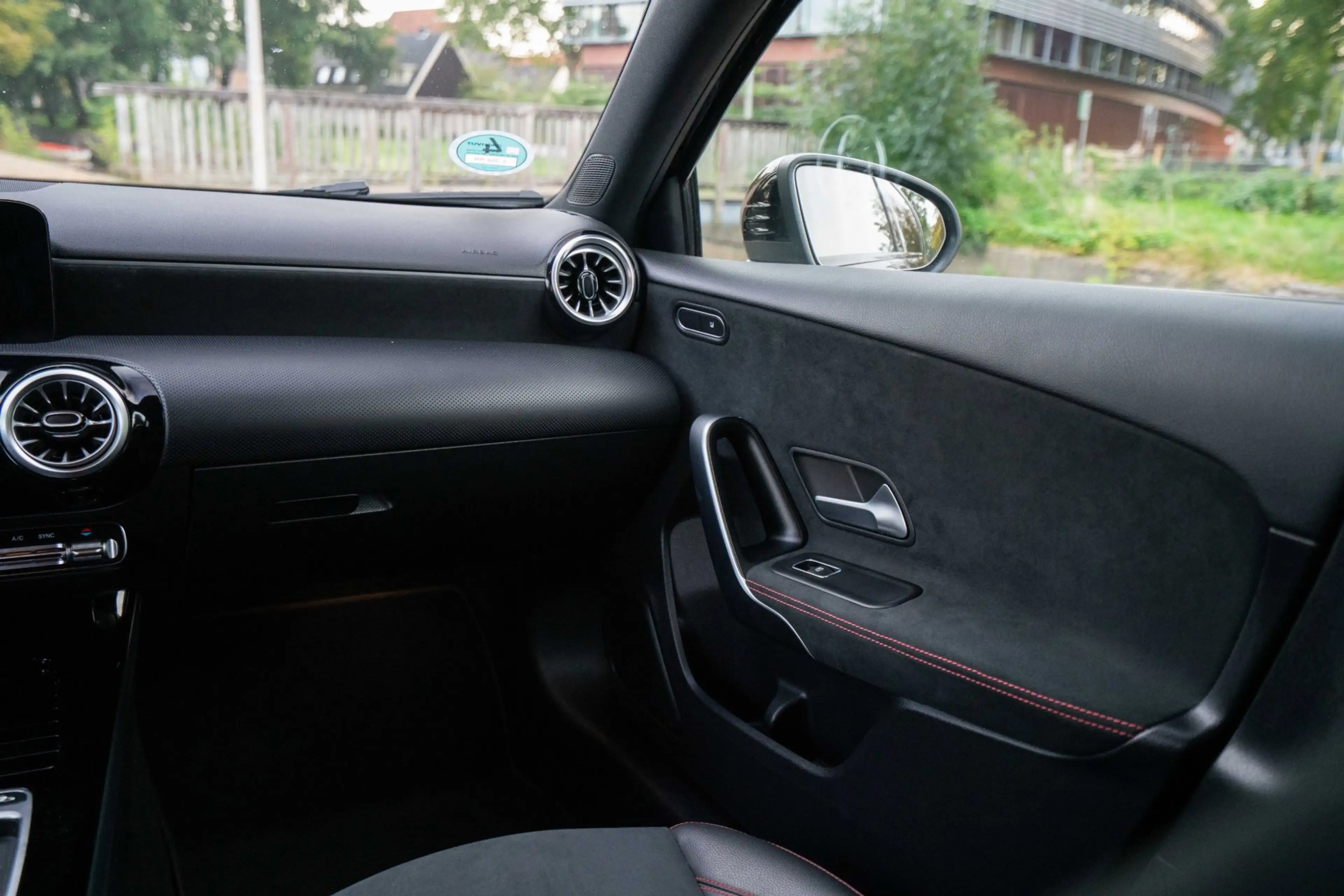 Mercedes-Benz A 180 AMG Line Automaat | Navigatie | CarPlay | Facelift — photo 19