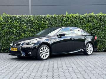 300h Edition, NL AUTO, NAP LOGISCH, NAVIGATIE, CRU