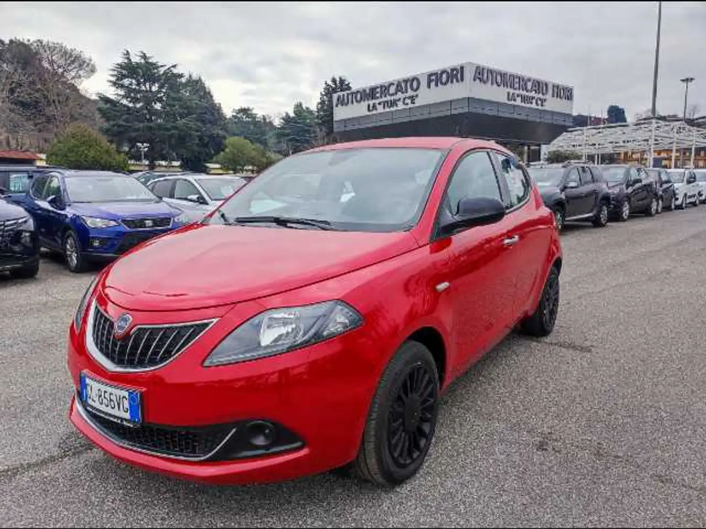 Lancia Ypsilon 5 Porte 1.0 FireFly Hybrid Silver Rosso - 1