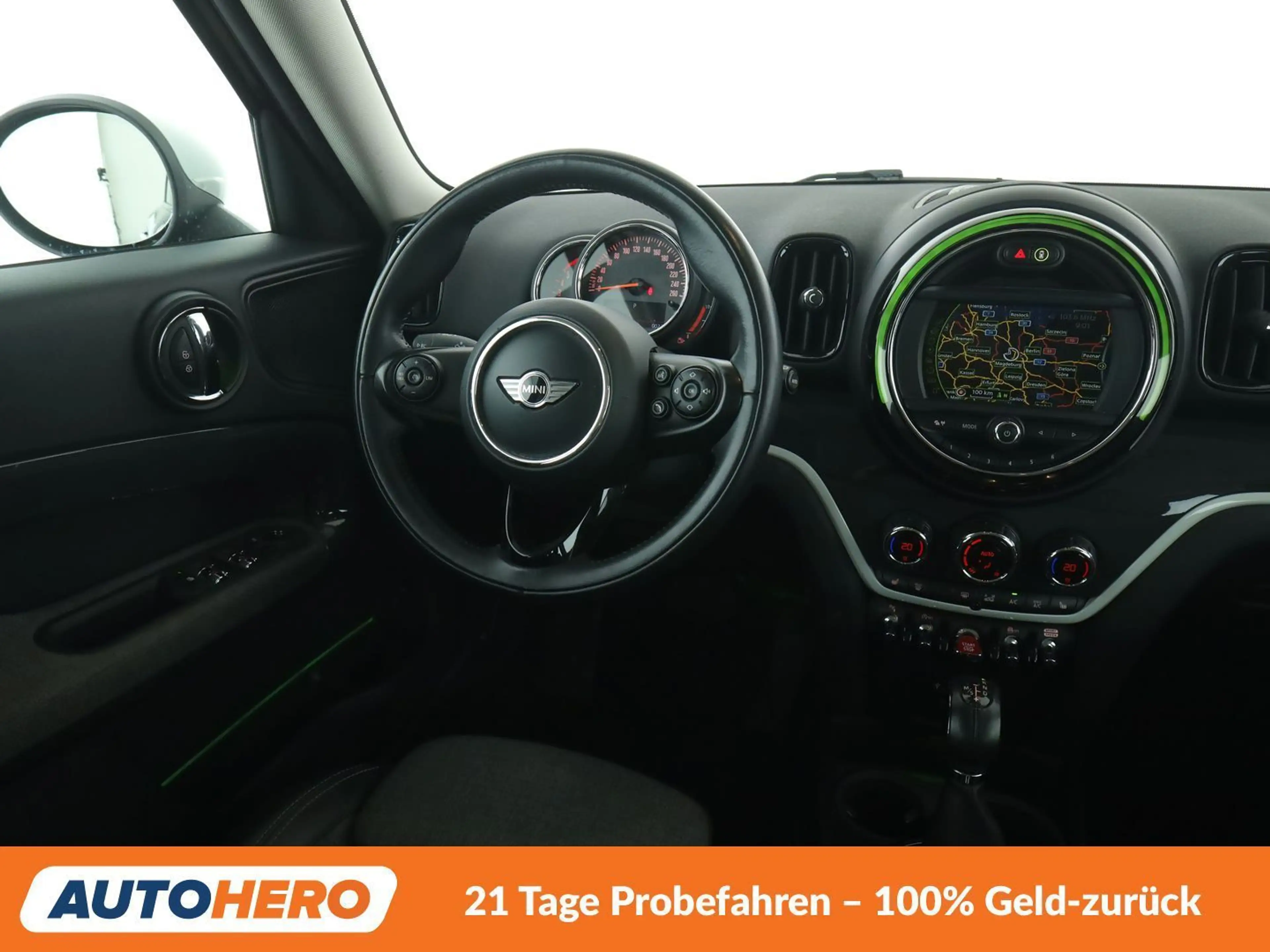 MINI Cooper SD Countryman Cooper SD ALL4 *NAVI*LED*TEMPO*CAM*PDC* — photo 13