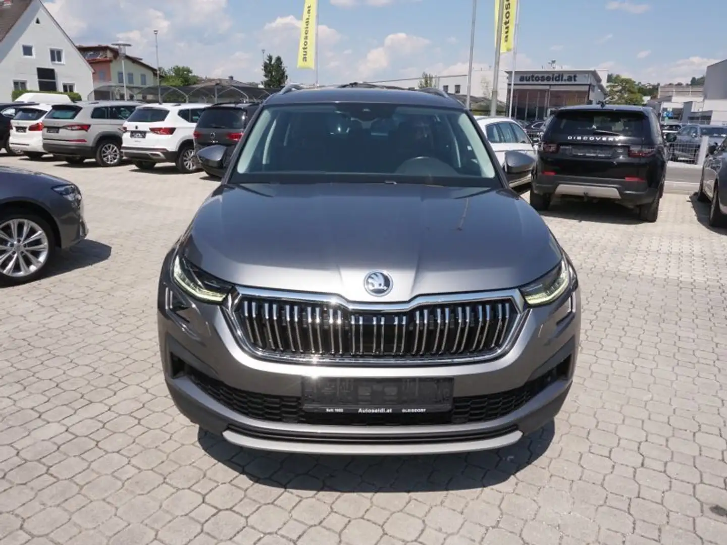 Skoda Kodiaq 2,0 TDI Style DSG *7 SITZE+VIRTUAL+MATRIX* Grau - 2