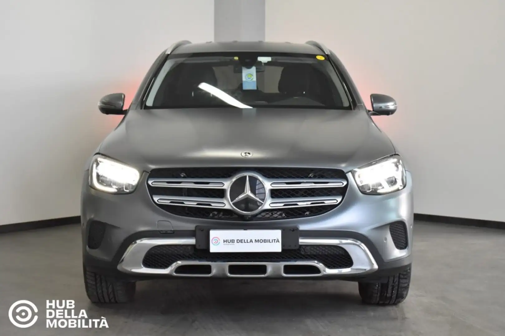Mercedes-Benz GLC 300 e 4Matic EQ-Power Sport Grijs - 1