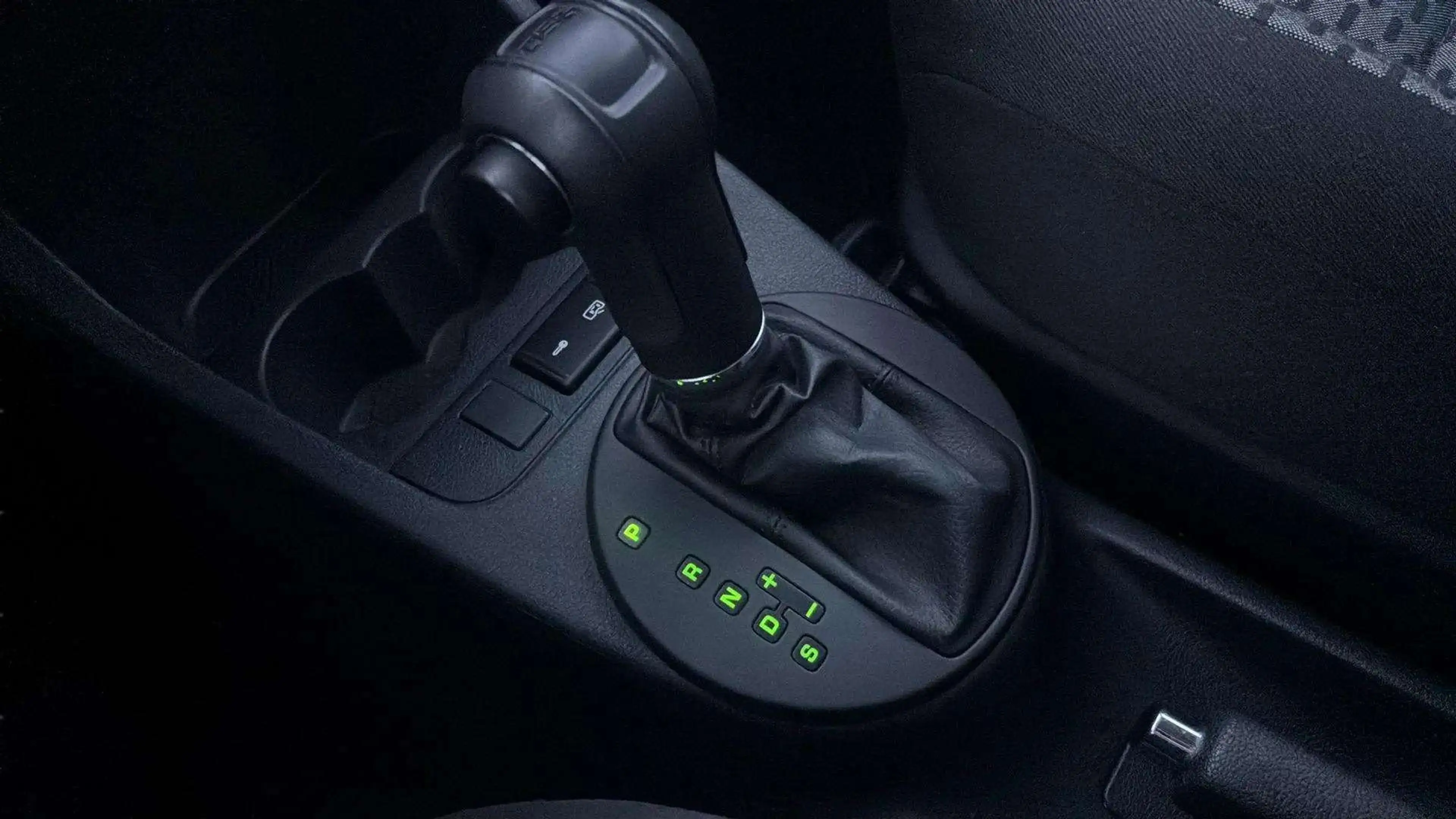 Skoda Roomster Ambition*Automatik*1.Hand*AHK*Tempomat* — photo 11