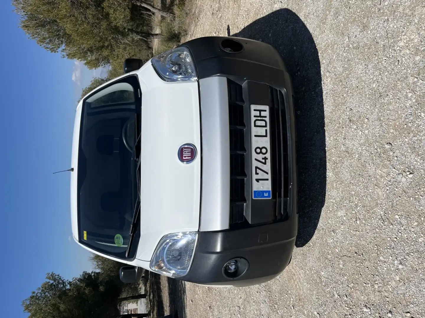 Fiat Fiorino Comercial Cargo 1.3Mjt Base 59kW Blanco - 2