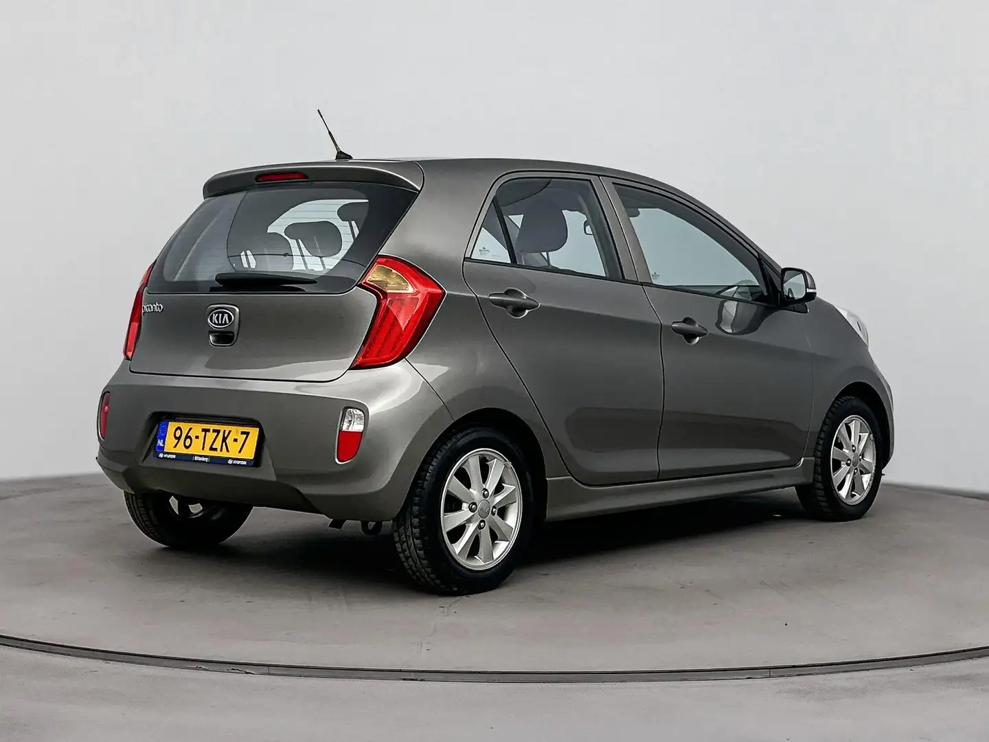 Kia Picanto 1.0 CVVT PLUS PACK | 5 DEURS | 5-ZITS | AIRCO | US Gris - 2