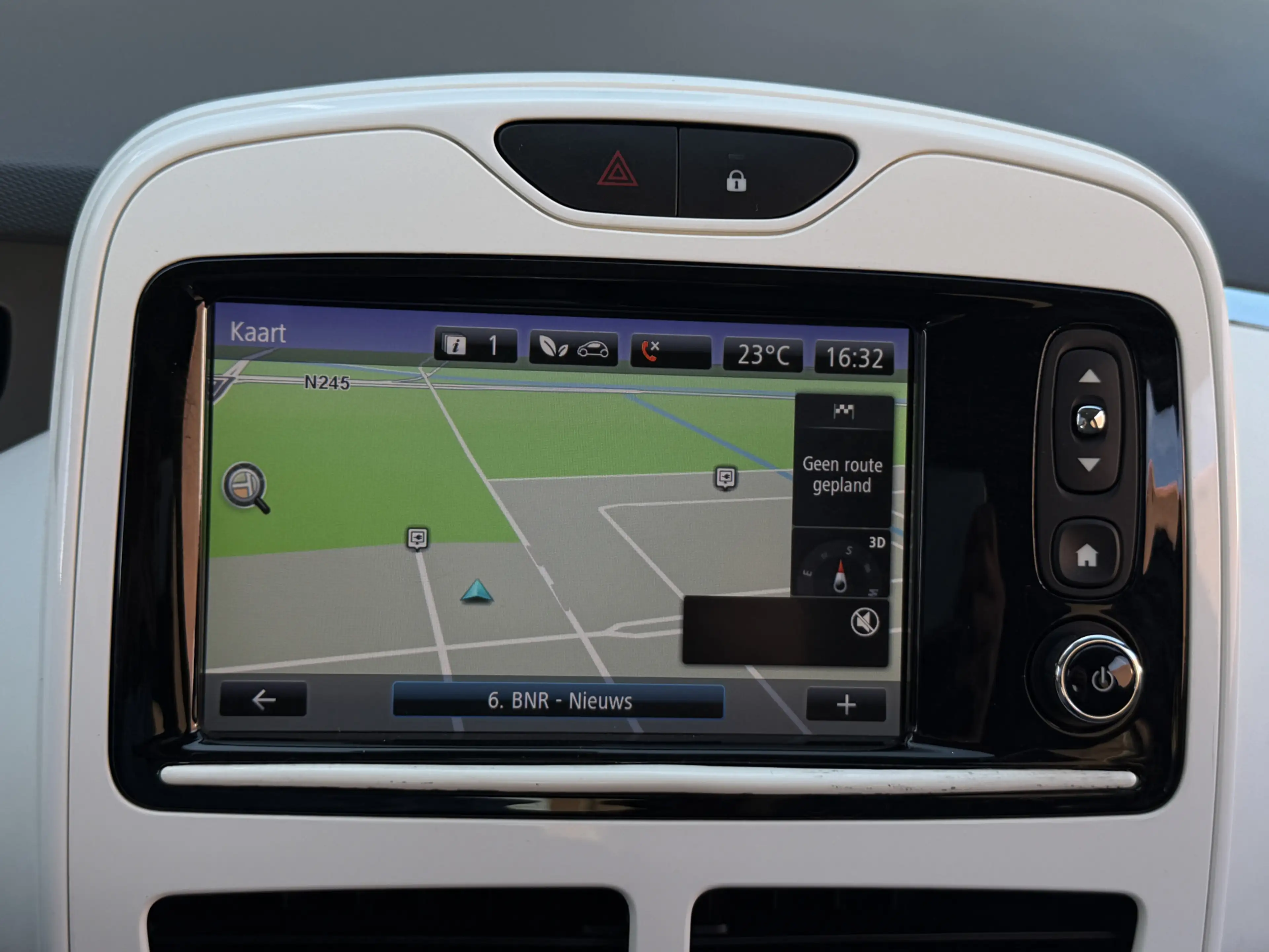 Renault ZOE Q210 Zen Quickcharge 22 kWh ( incl. Accu) I Leder — photo 15