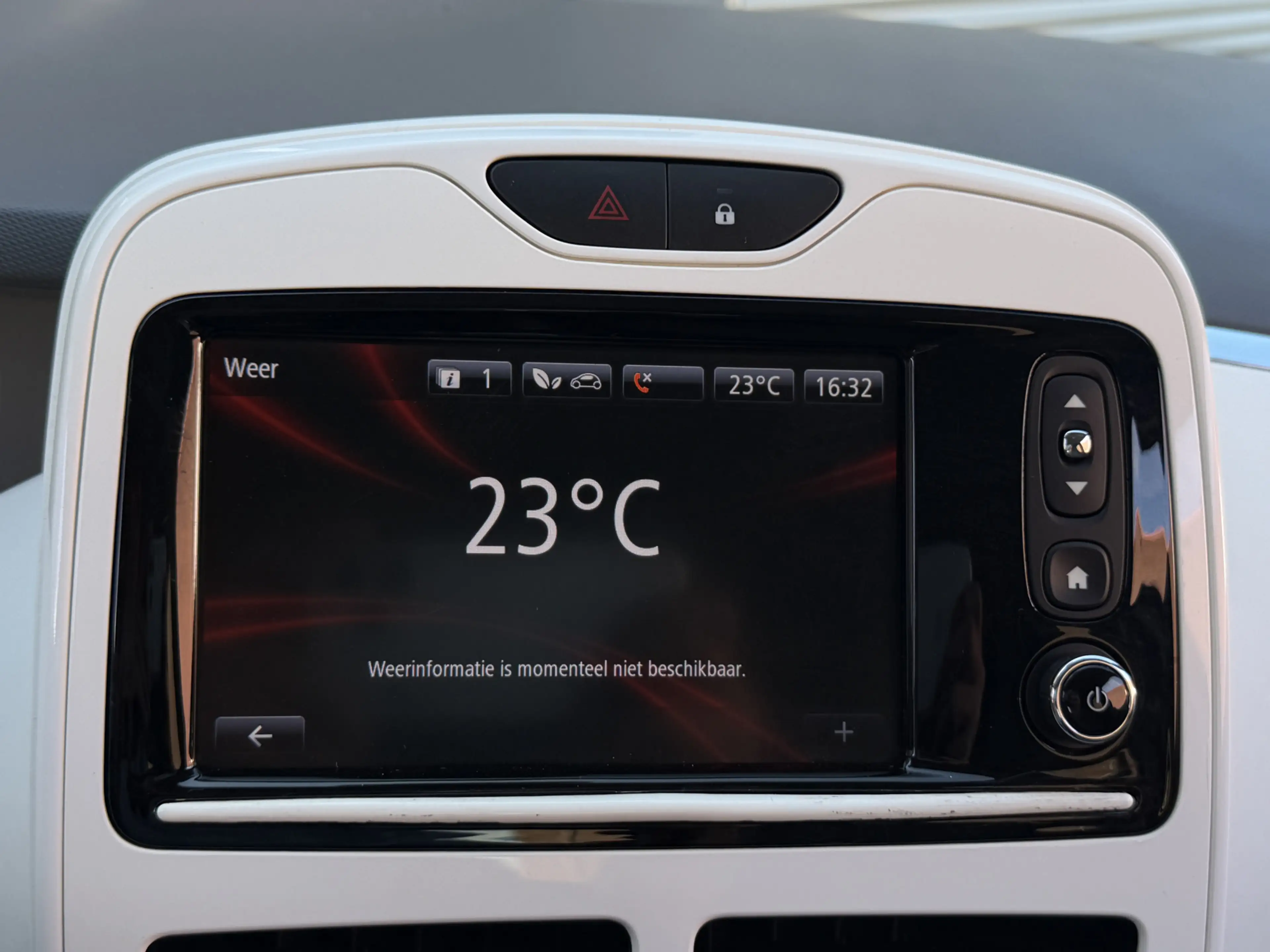 Renault ZOE Q210 Zen Quickcharge 22 kWh ( incl. Accu) I Leder — photo 14