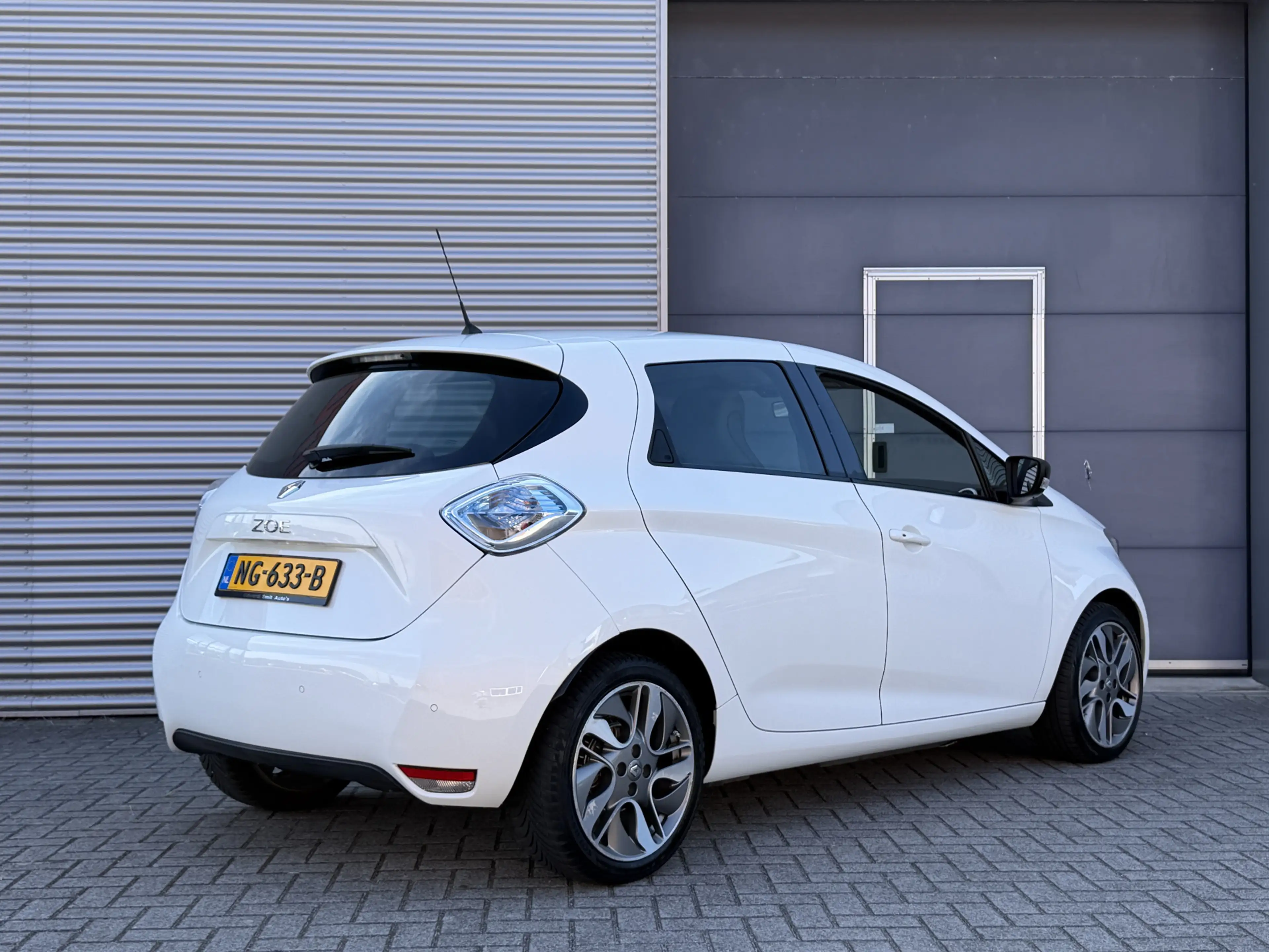 Renault ZOE Q210 Zen Quickcharge 22 kWh ( incl. Accu) I Leder — photo 5