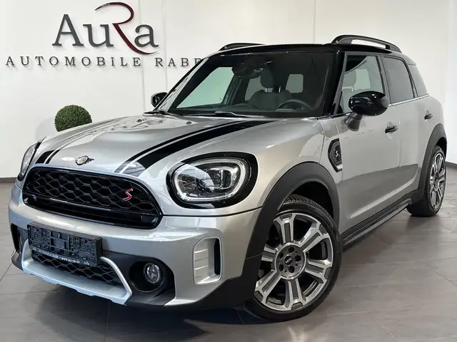 Mini Hatch view 2