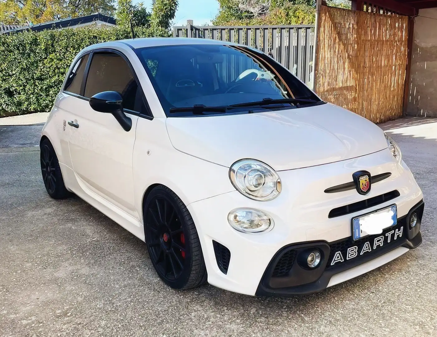 Abarth 595 1.4 16v t. t-jet Competizione 180cv mta - 1