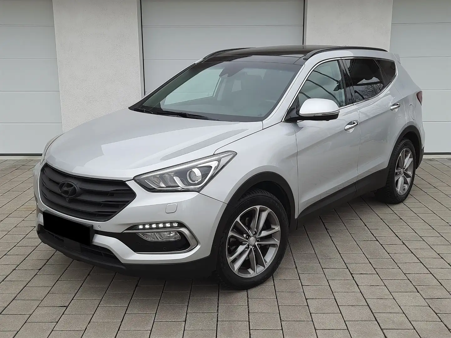 Hyundai SANTA FE SantaFe blue 4WD Aut./Kam/Bi-Xen/Nav/Pano/Eu6 Silber - 2
