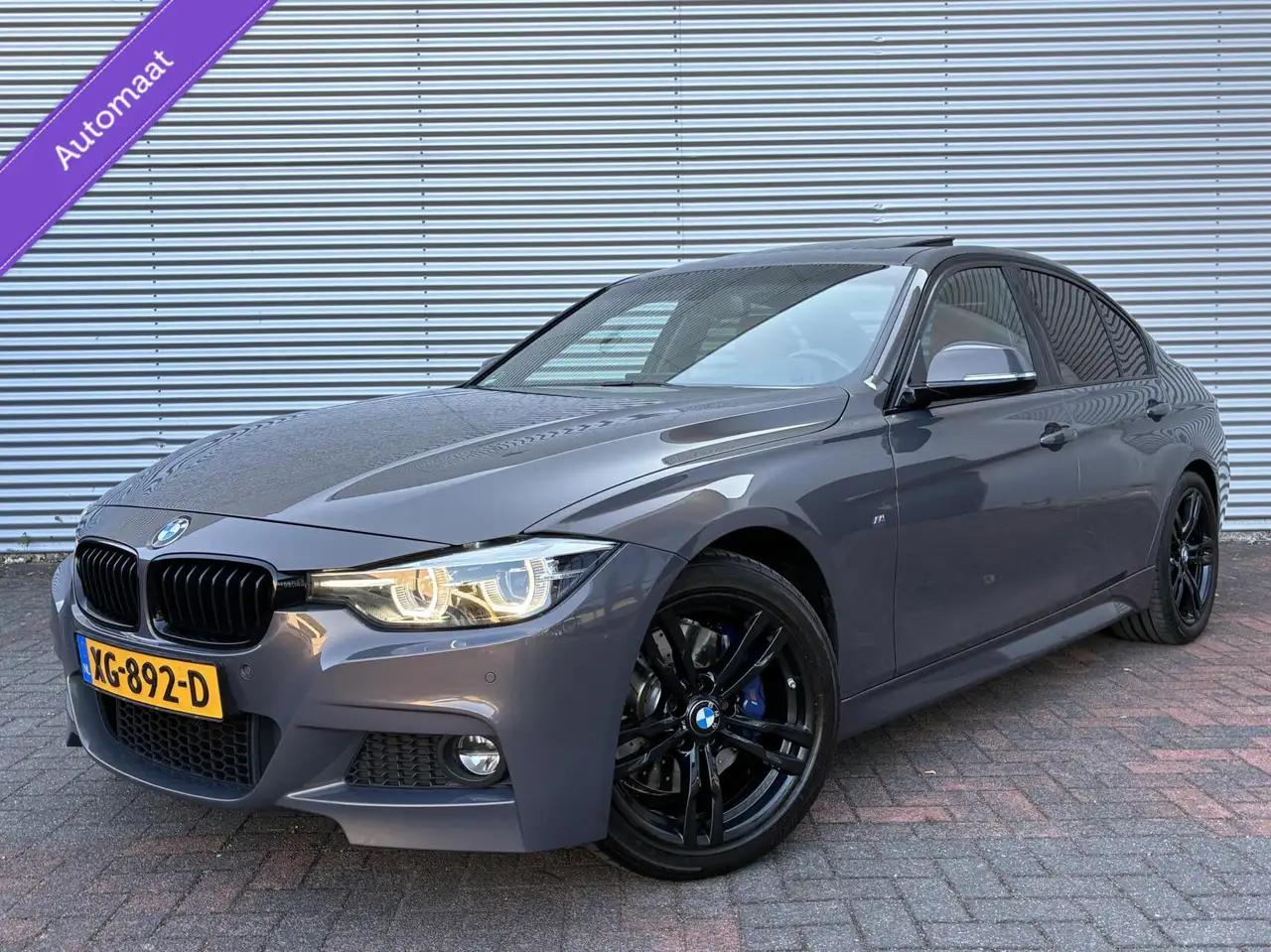 BMW 320