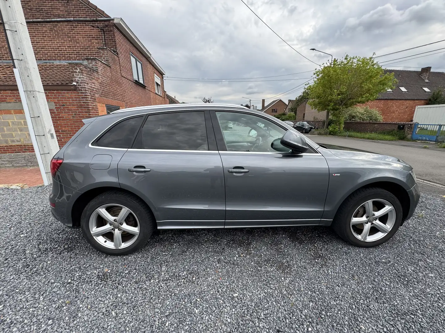 Audi Q5 2.0 TDi Quattro S line DPF Tronic Gris - 1