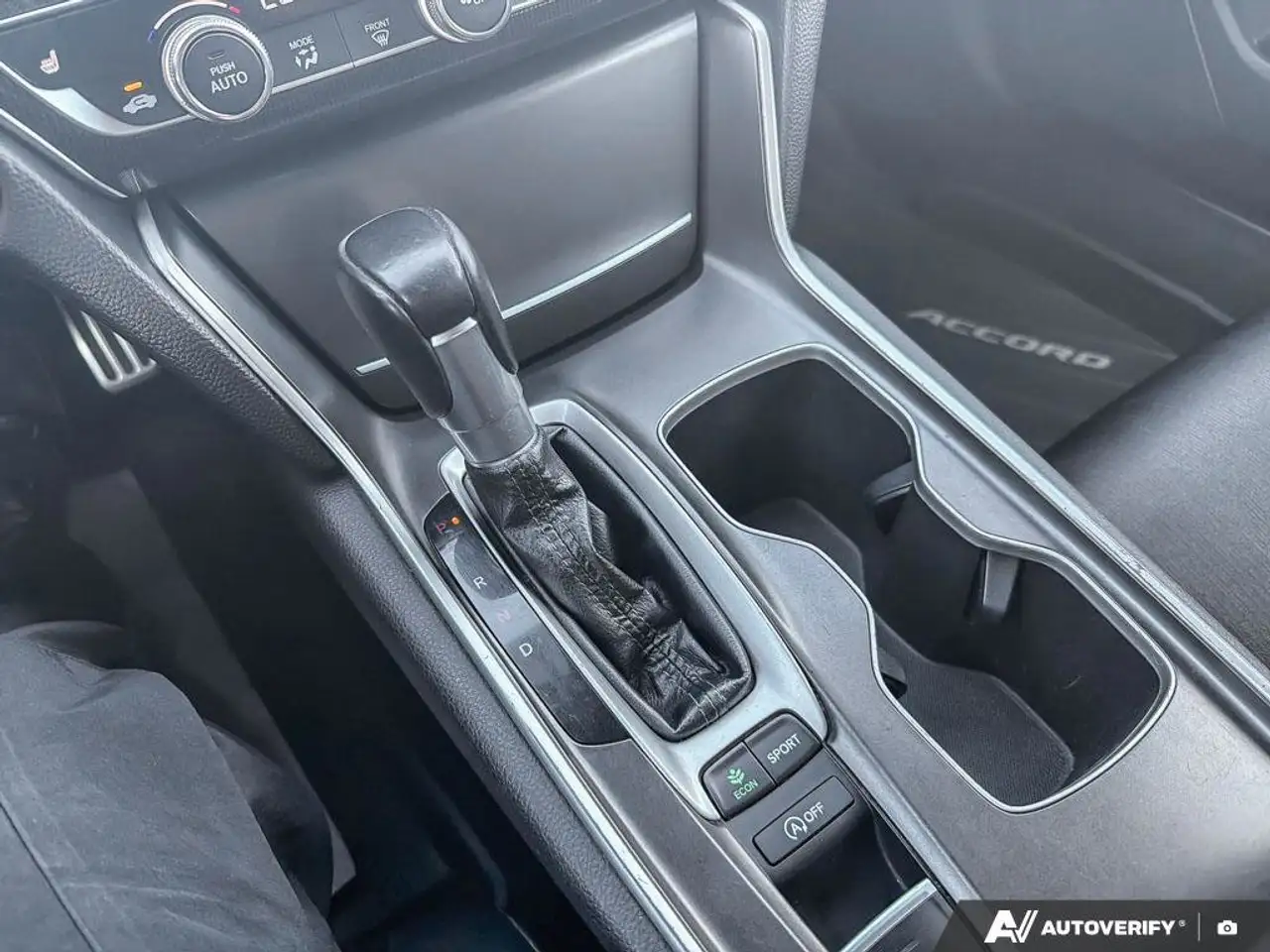 Honda Accord снимка Honda Accord