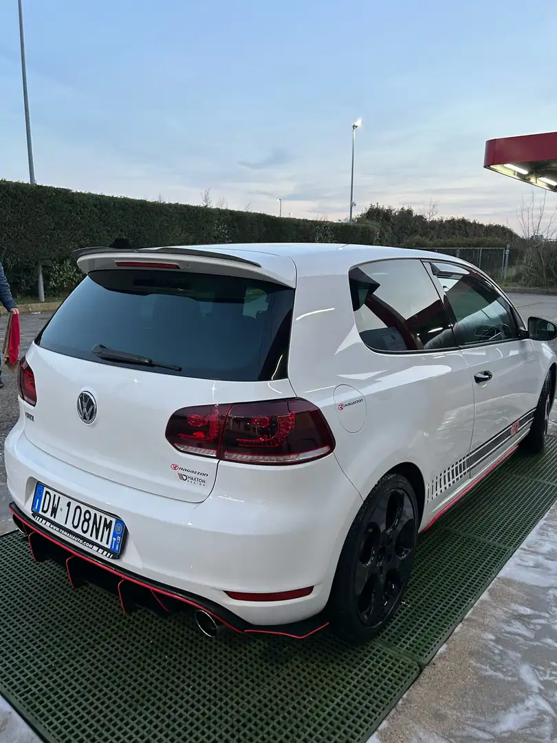 Volkswagen Golf GTI 3p 2.0 tsi Bianco - 2