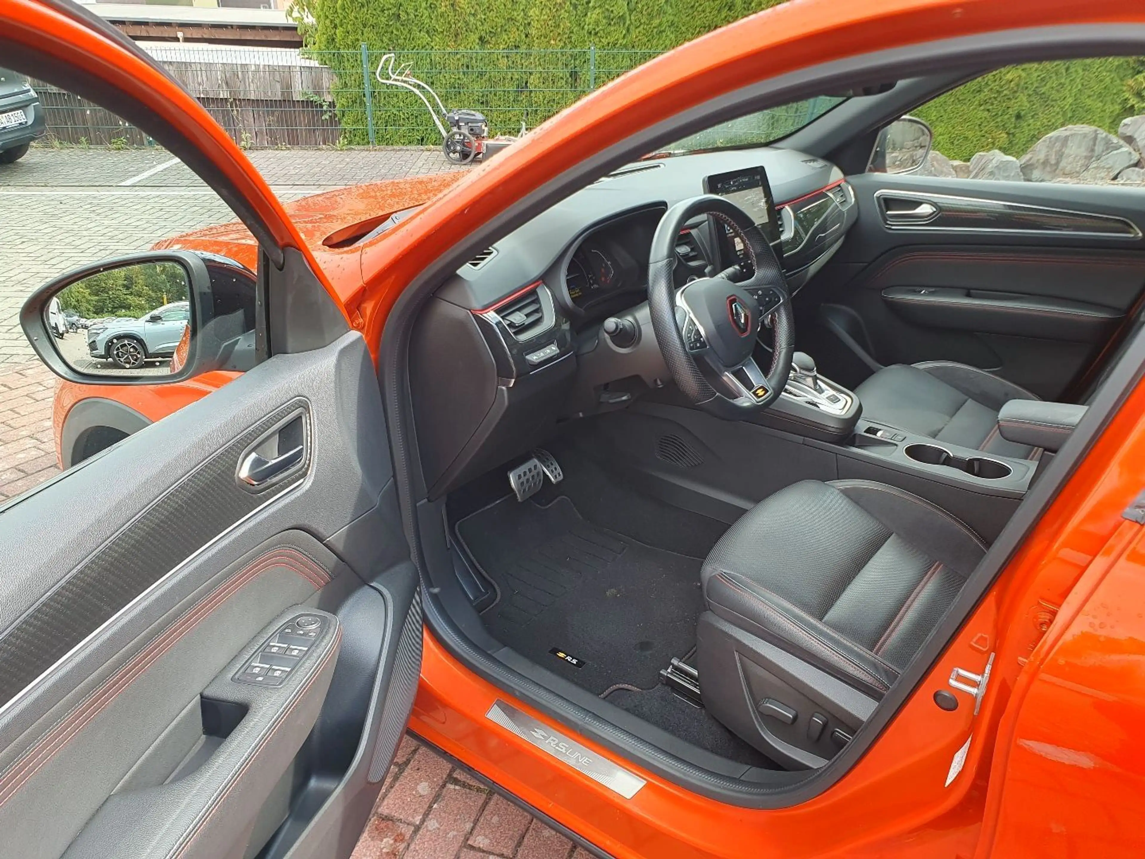 Renault Arkana R.S. Line FullHybrid — photo 8