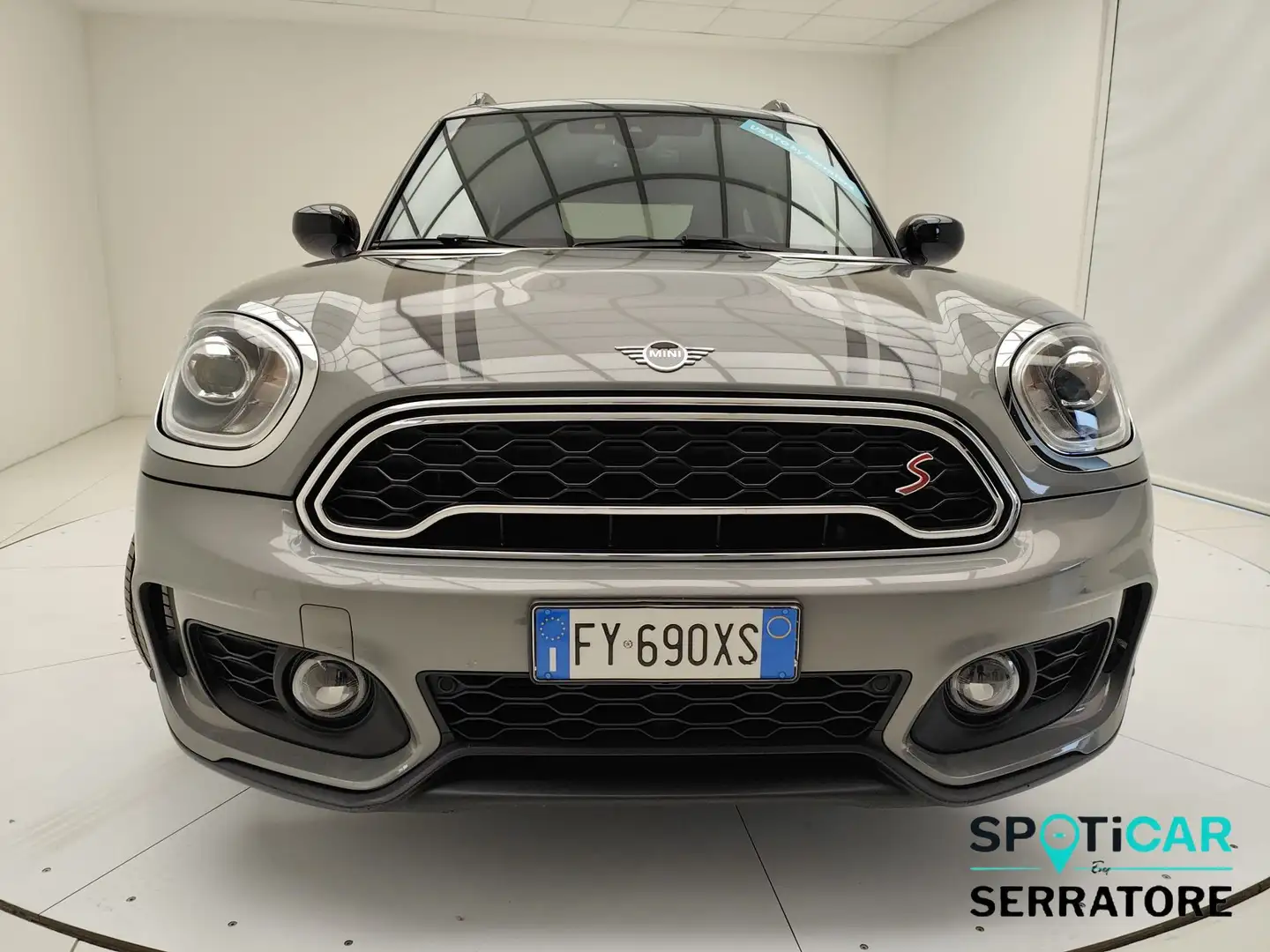 MINI Cooper SD Countryman 2017 Mini Countryman 2.0 Cooper SD Frozen Edition Schwarz - 2