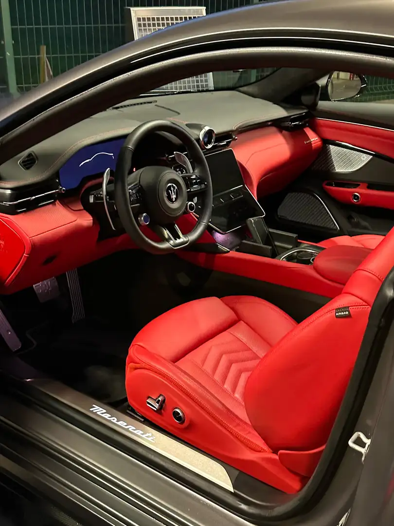 Maserati GranTurismo 3.0 Trofeo awd auto - 2