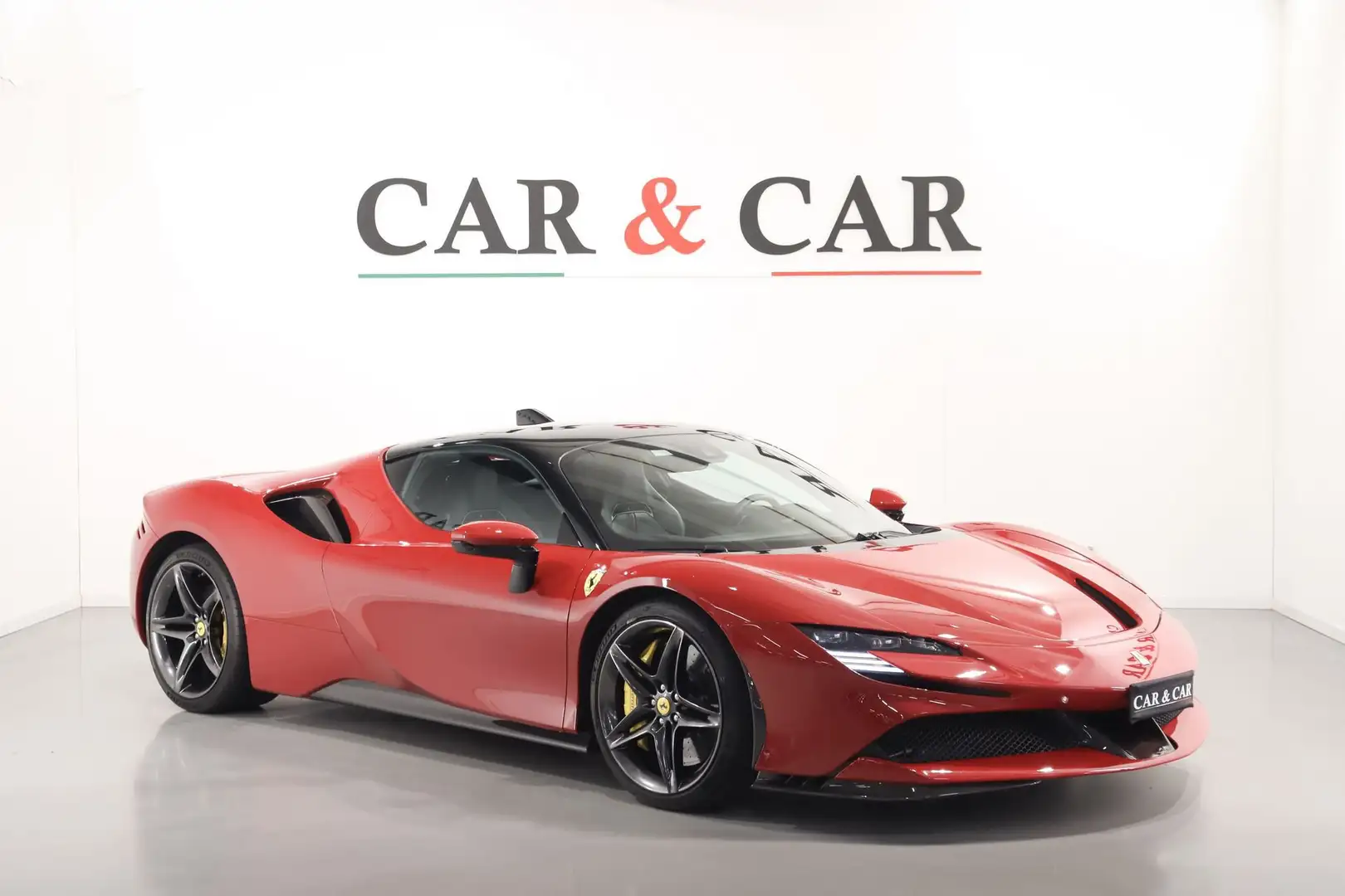 Ferrari SF90 Stradale Stradale Rosso - 1