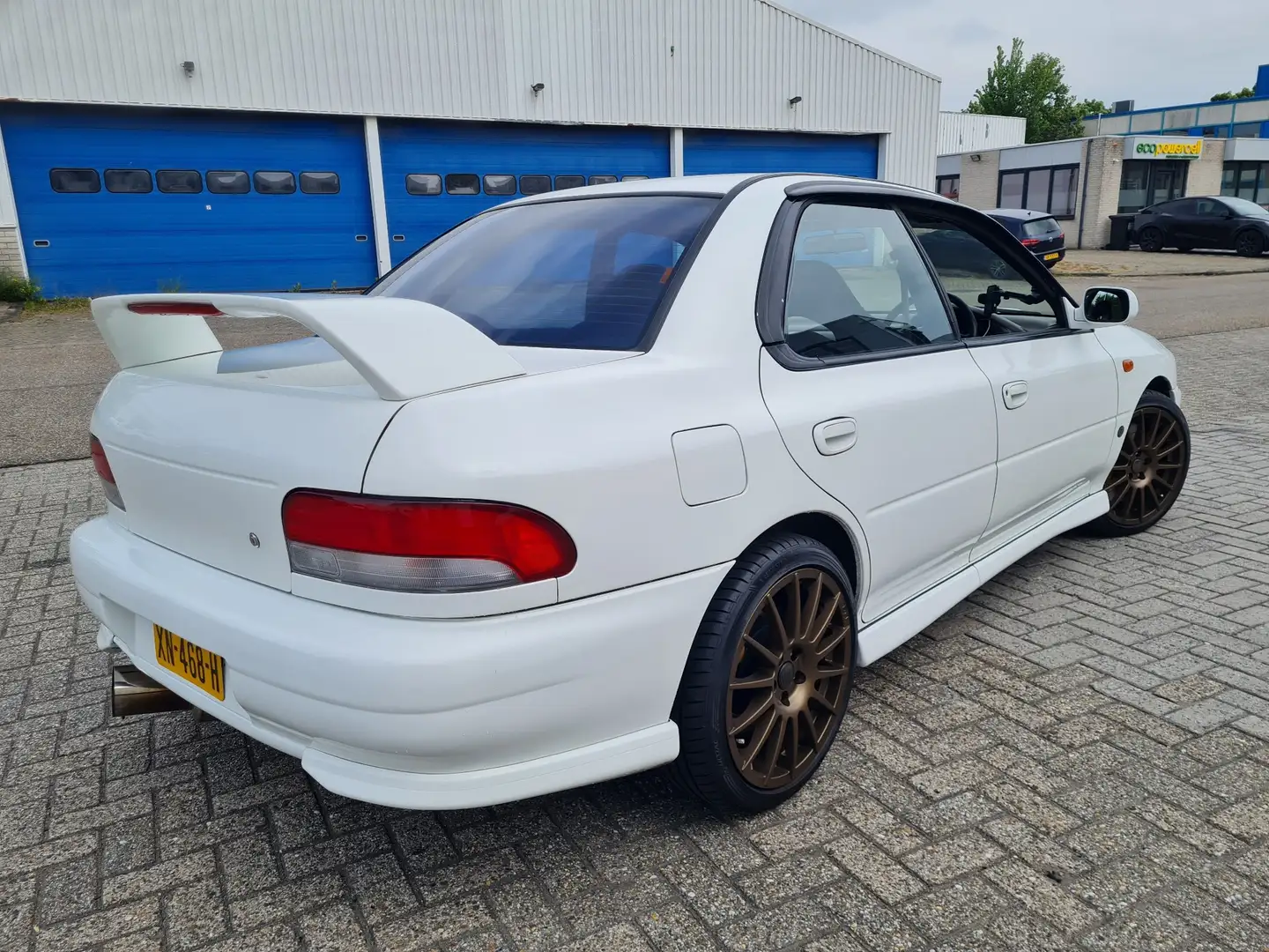 Subaru Impreza STI GC8 JDM Blanc - 2
