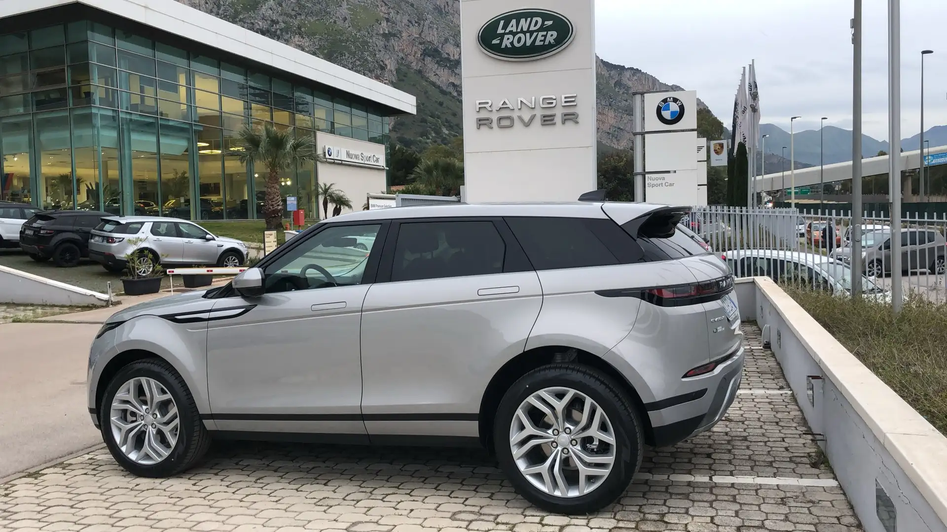 Land Rover Range Rover Evoque 2.0d i4 mhev SE awd 163cv auto - 2