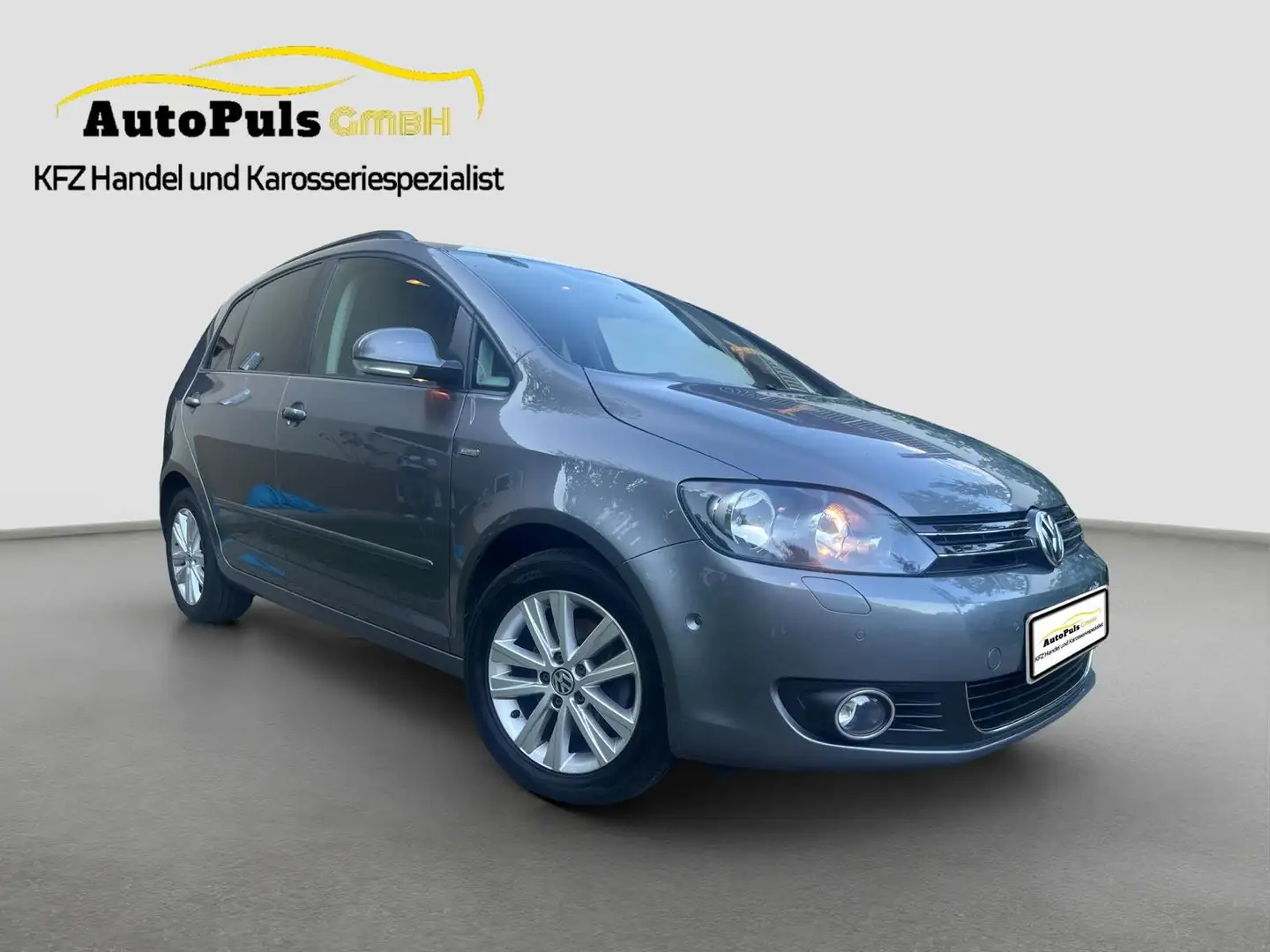 Volkswagen Golf Plus Life + 8fach Bereift + neues ARBÖ Pickerl + Grau - 2
