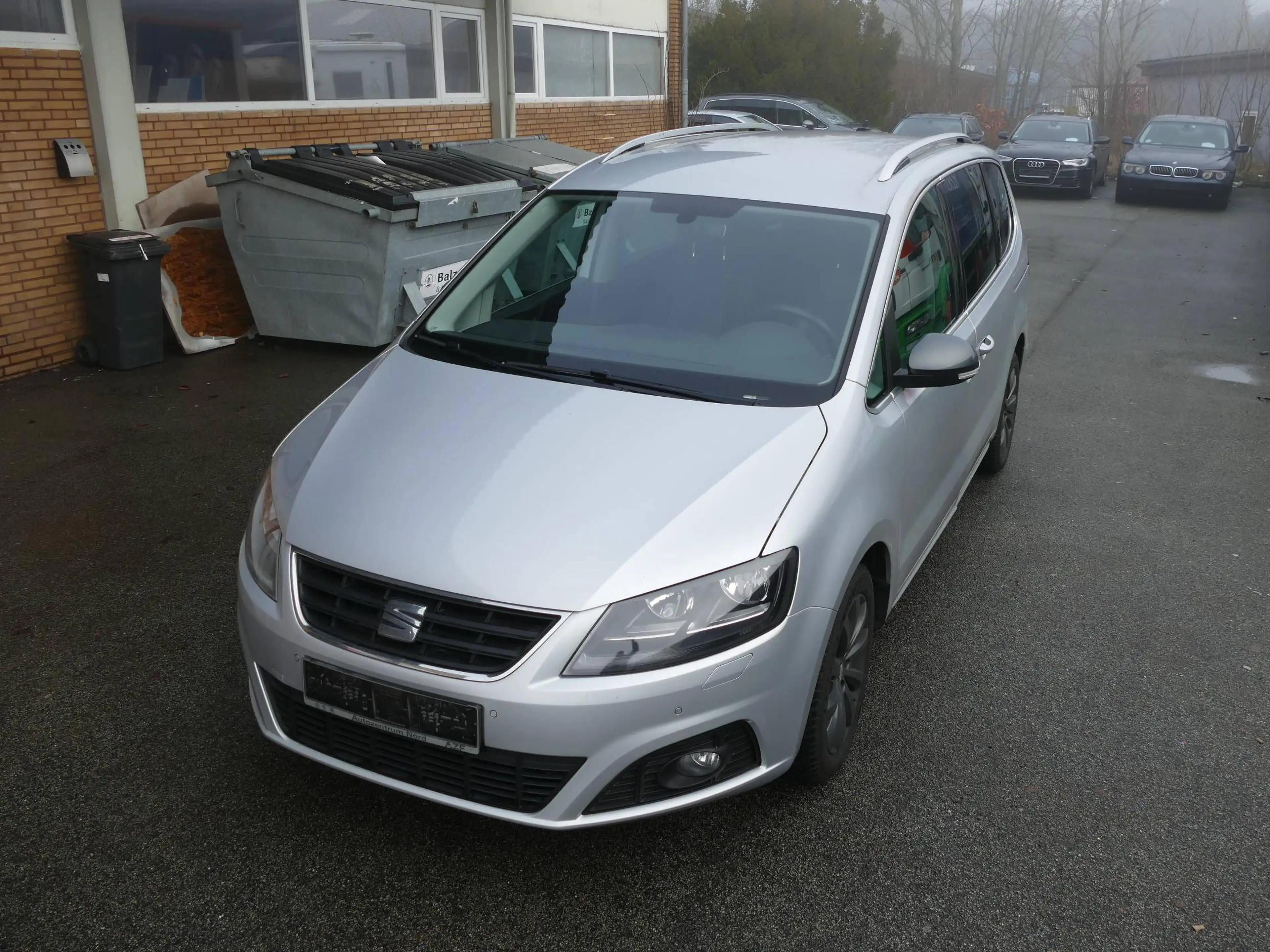 SEAT Alhambra 2.0 TDI DSG 7 Sitzer Navi Kamera AHK HU/AU 06/2027 — photo 6